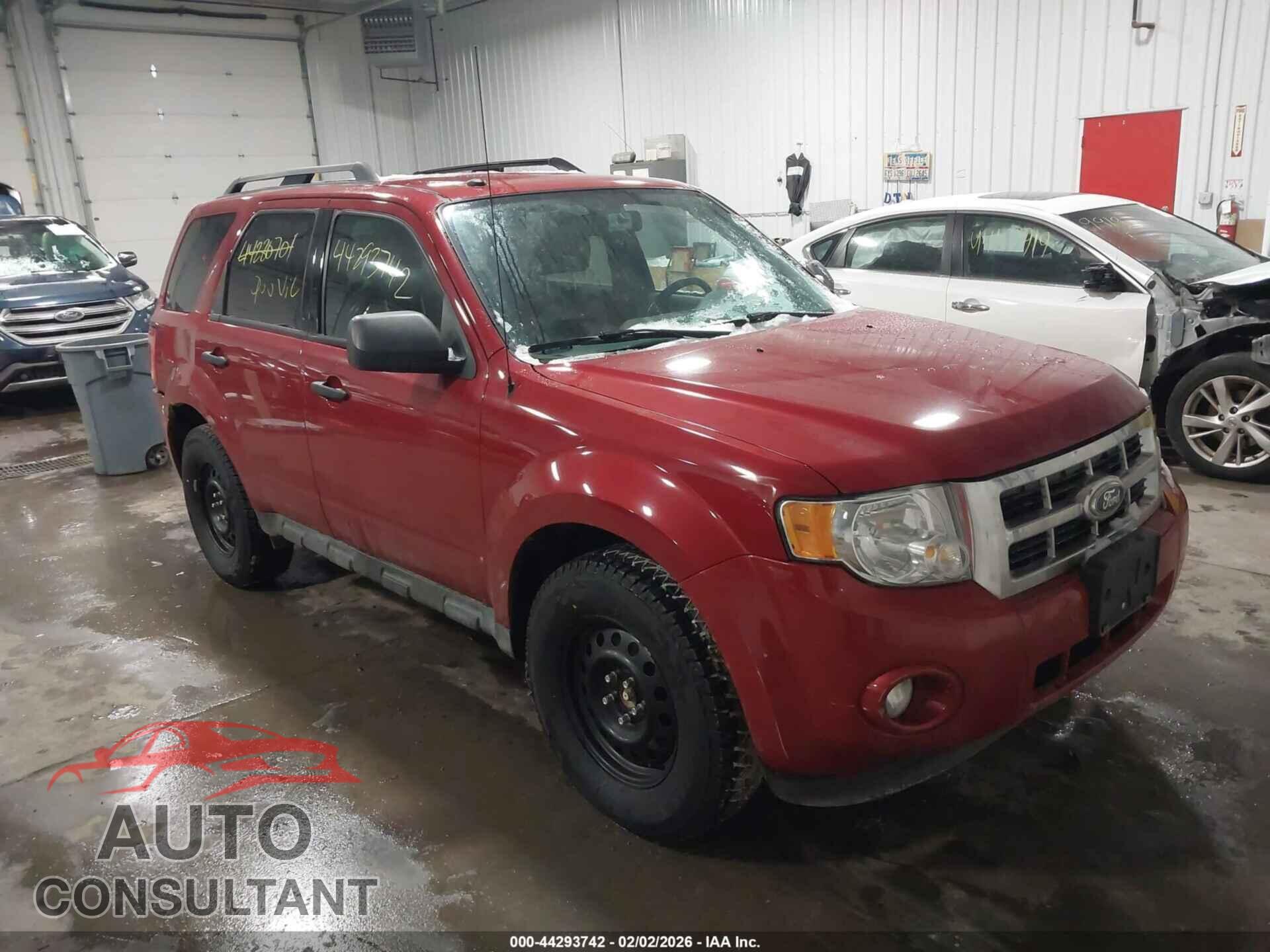 FORD ESCAPE 2010 - 1FMCU0DG4AKB07322