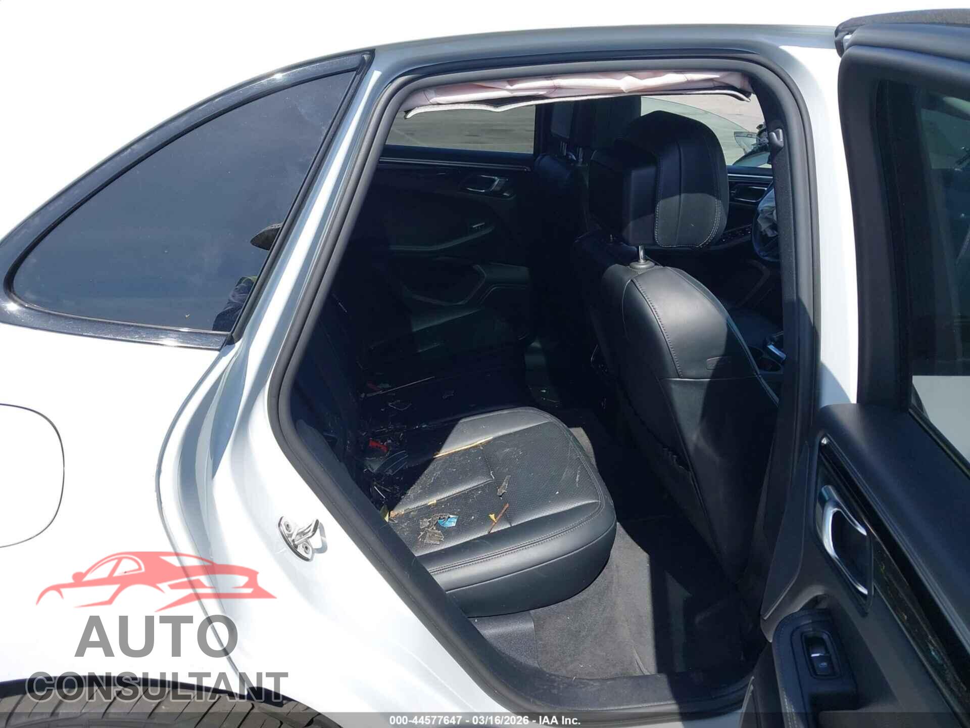 PORSCHE MACAN 2023 - WP1AA2A59PLB16411