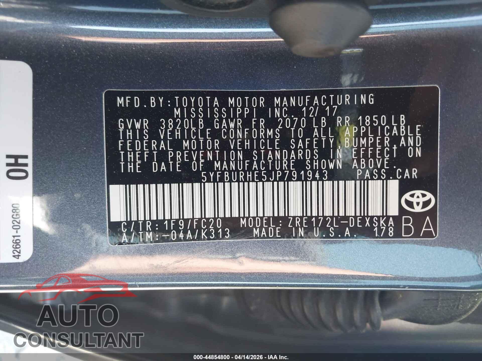 TOYOTA COROLLA 2018 - 5YFBURHE5JP791943