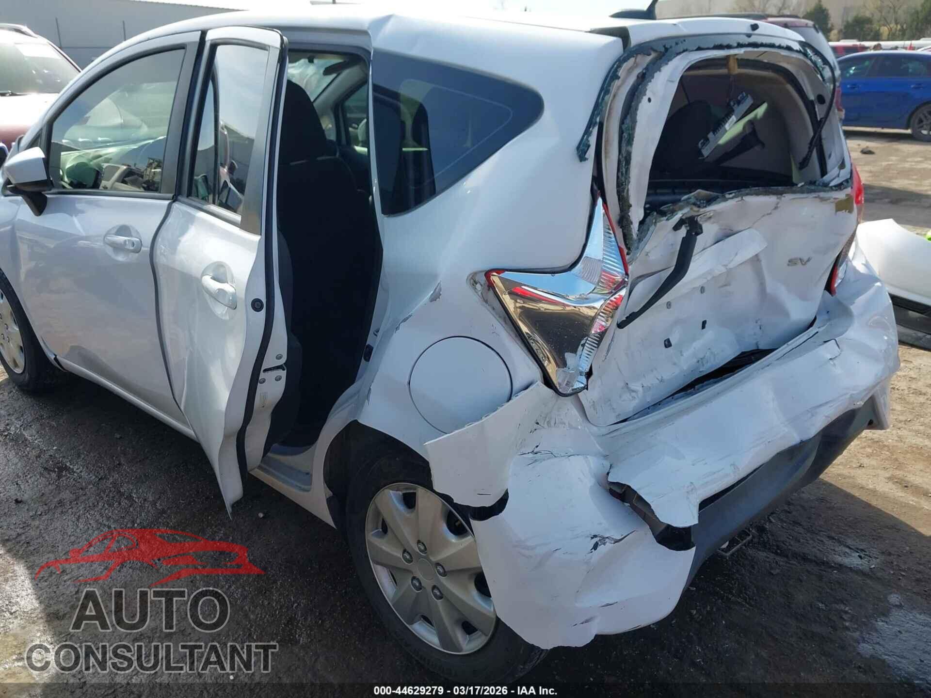 NISSAN VERSA NOTE 2017 - 3N1CE2CP3HL367110