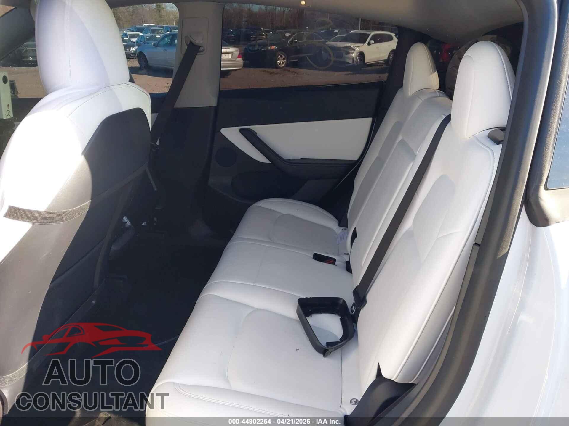 TESLA MODEL Y 2022 - 7SAYGDEE6NF355437