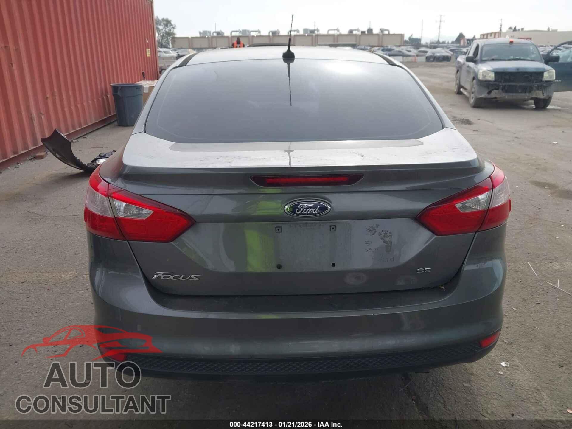 FORD FOCUS 2013 - 1FADP3F2XDL107736