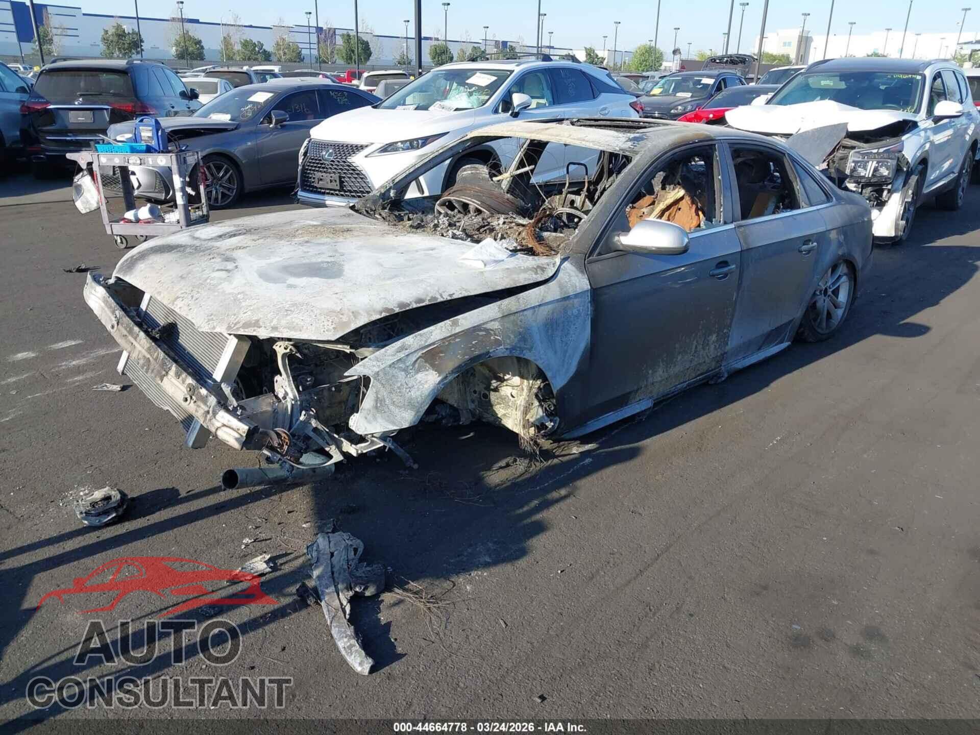 AUDI S4 2012 - WAUBGAFL1CA108649