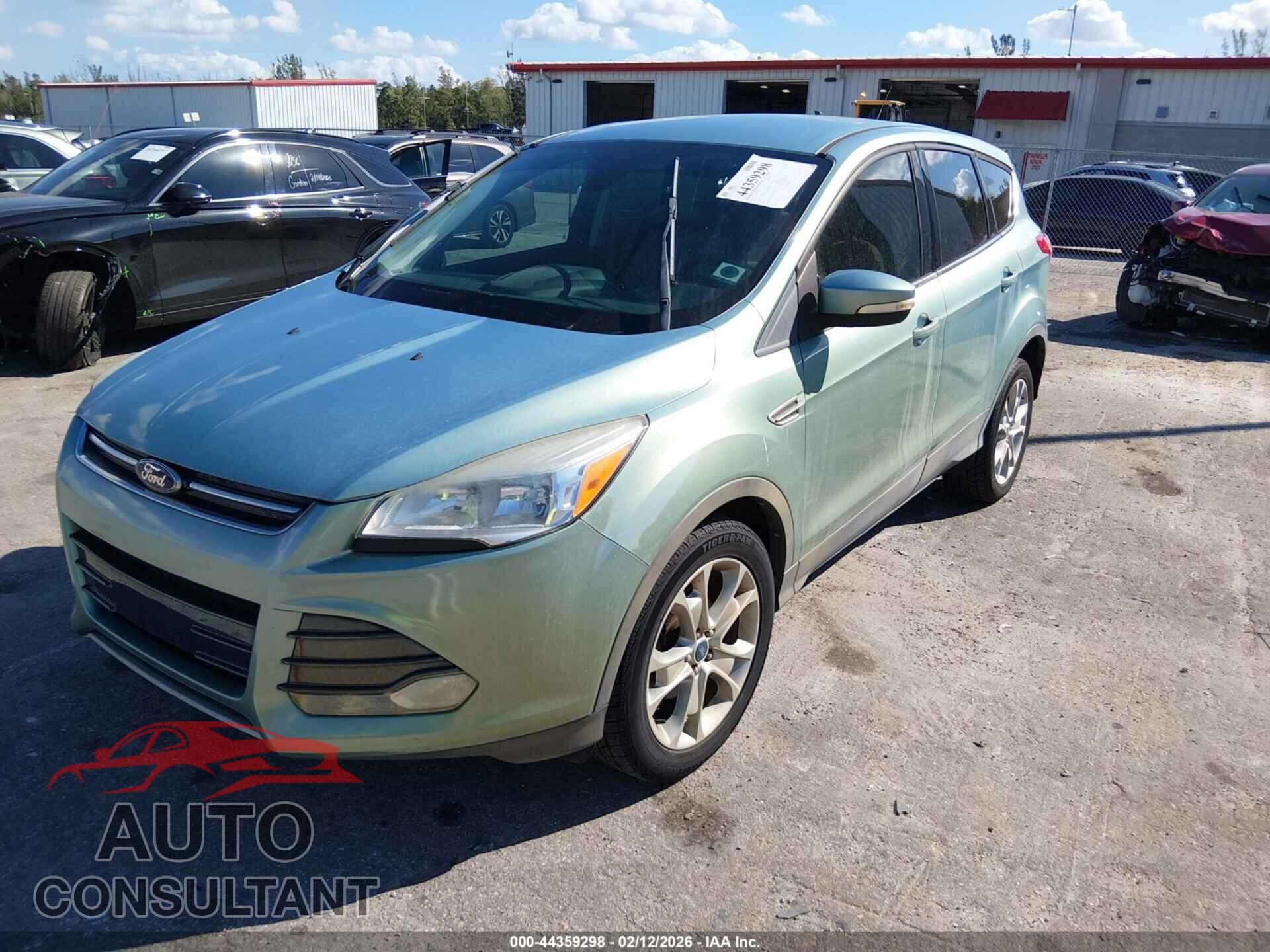 FORD ESCAPE 2013 - 1FMCUOHX2DUC76435