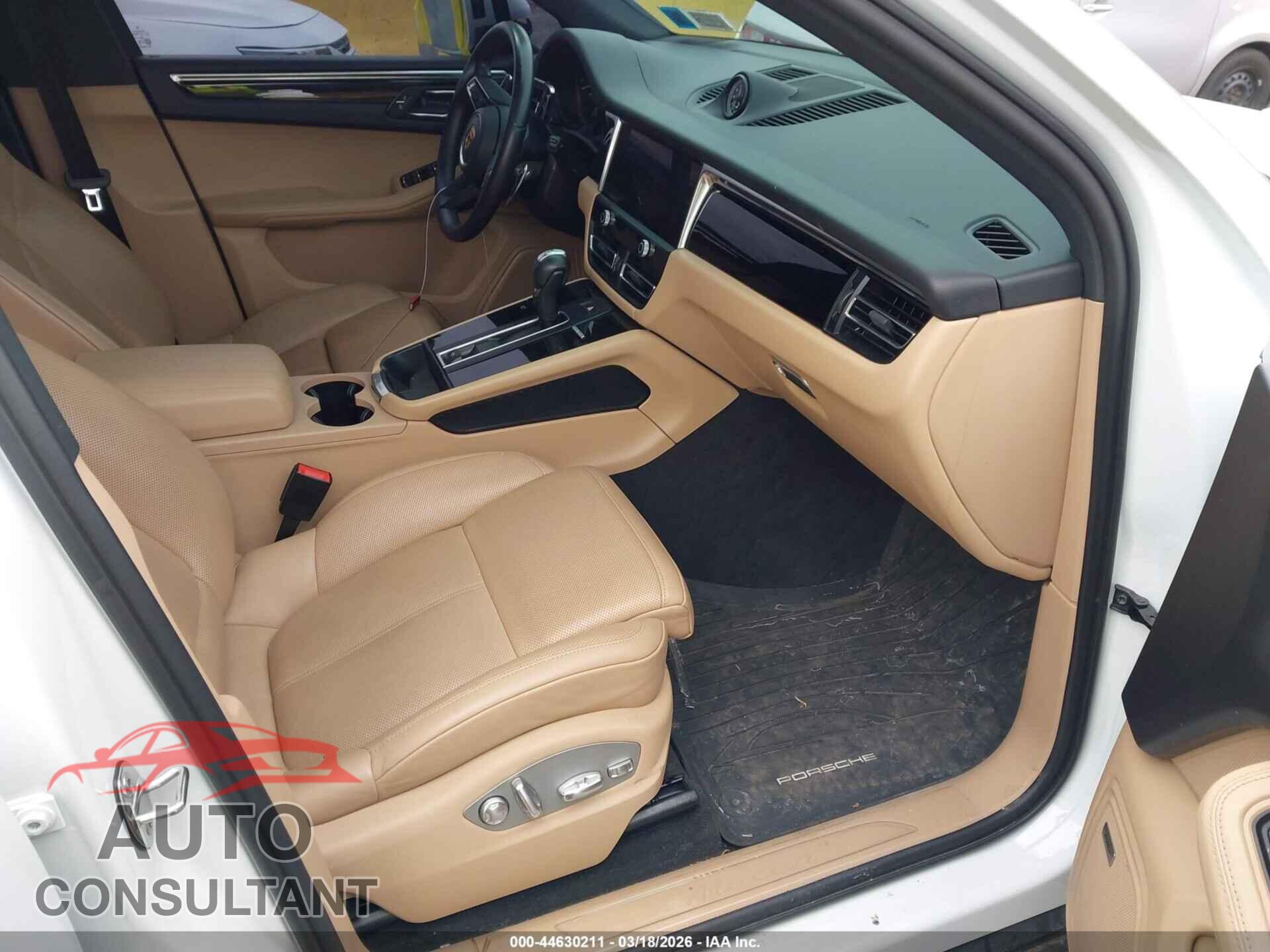 PORSCHE MACAN 2024 - WP1AA2A52RLB03115
