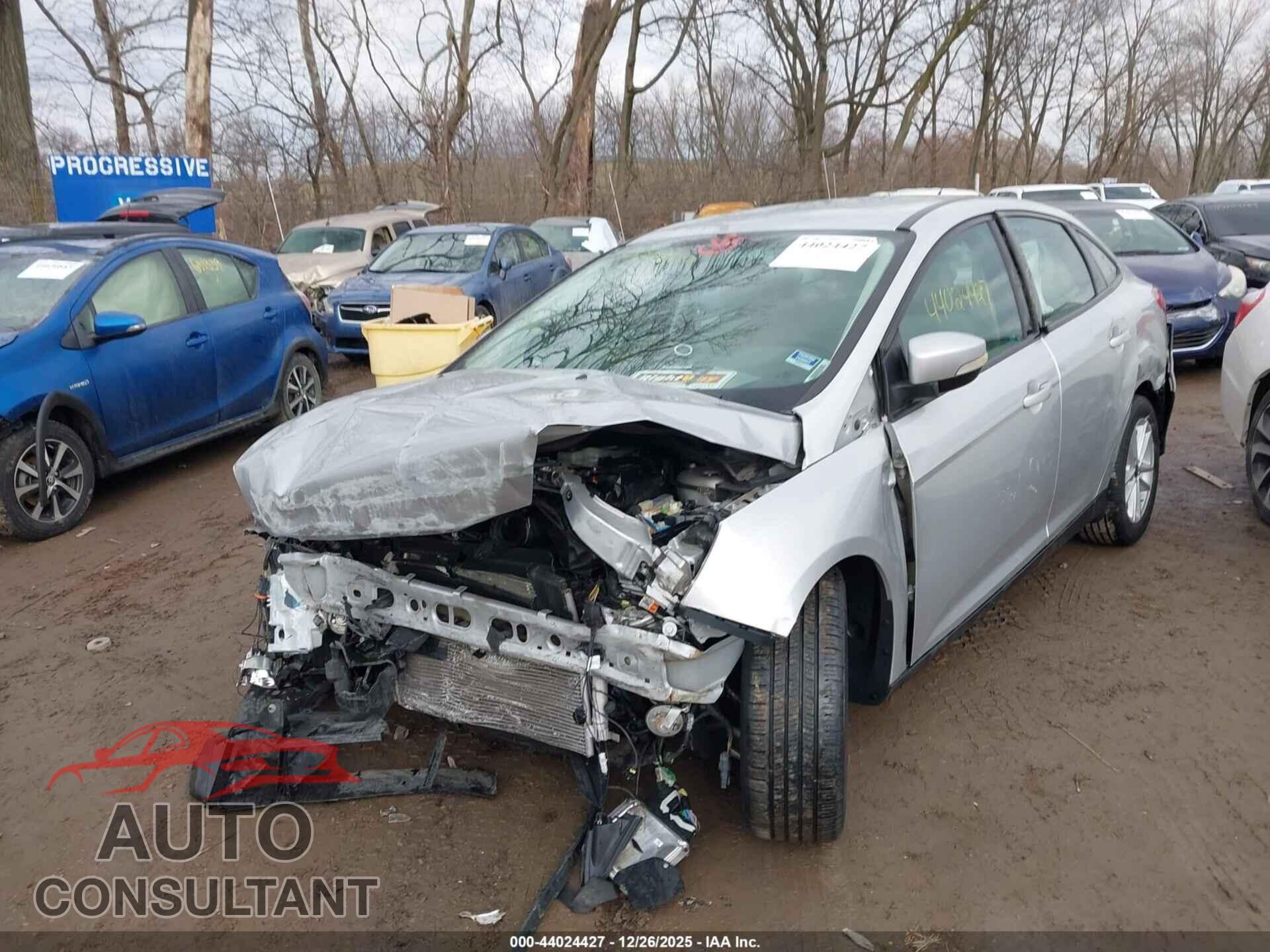FORD FOCUS 2017 - 1FADP3FE8HL295088