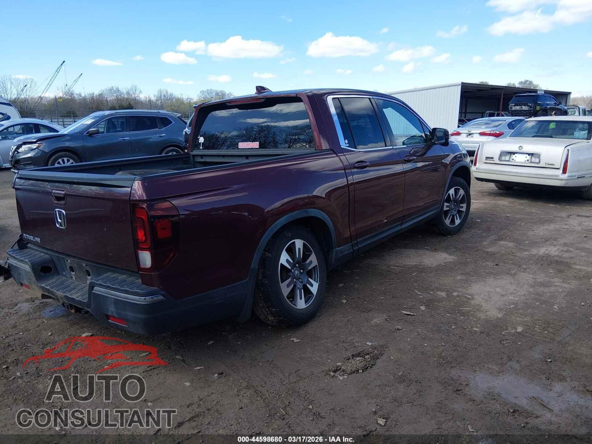 HONDA RIDGELINE 2017 - 5FPYK2F64HB011303