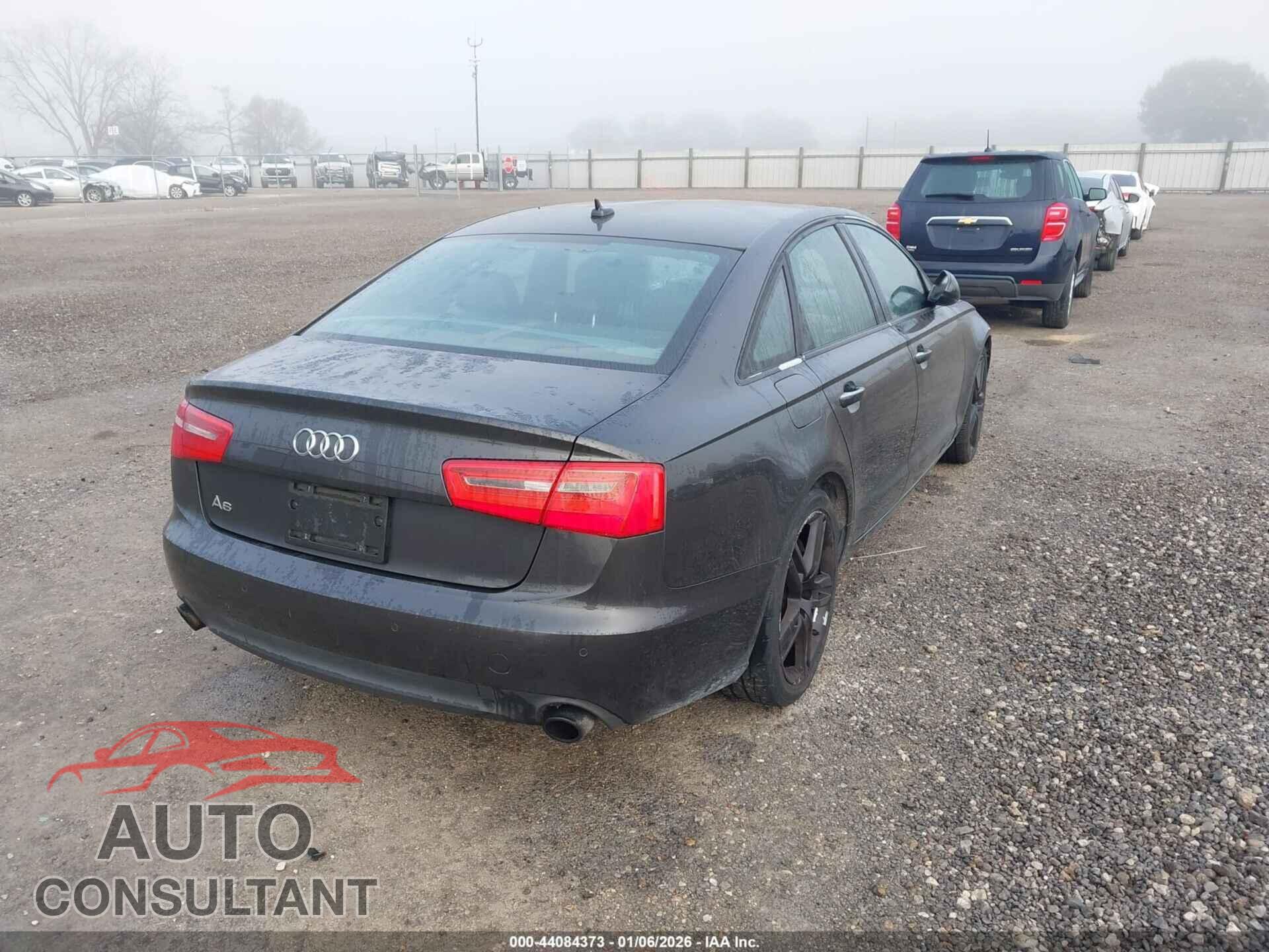AUDI A6 2014 - WAUDFAFC2EN093571