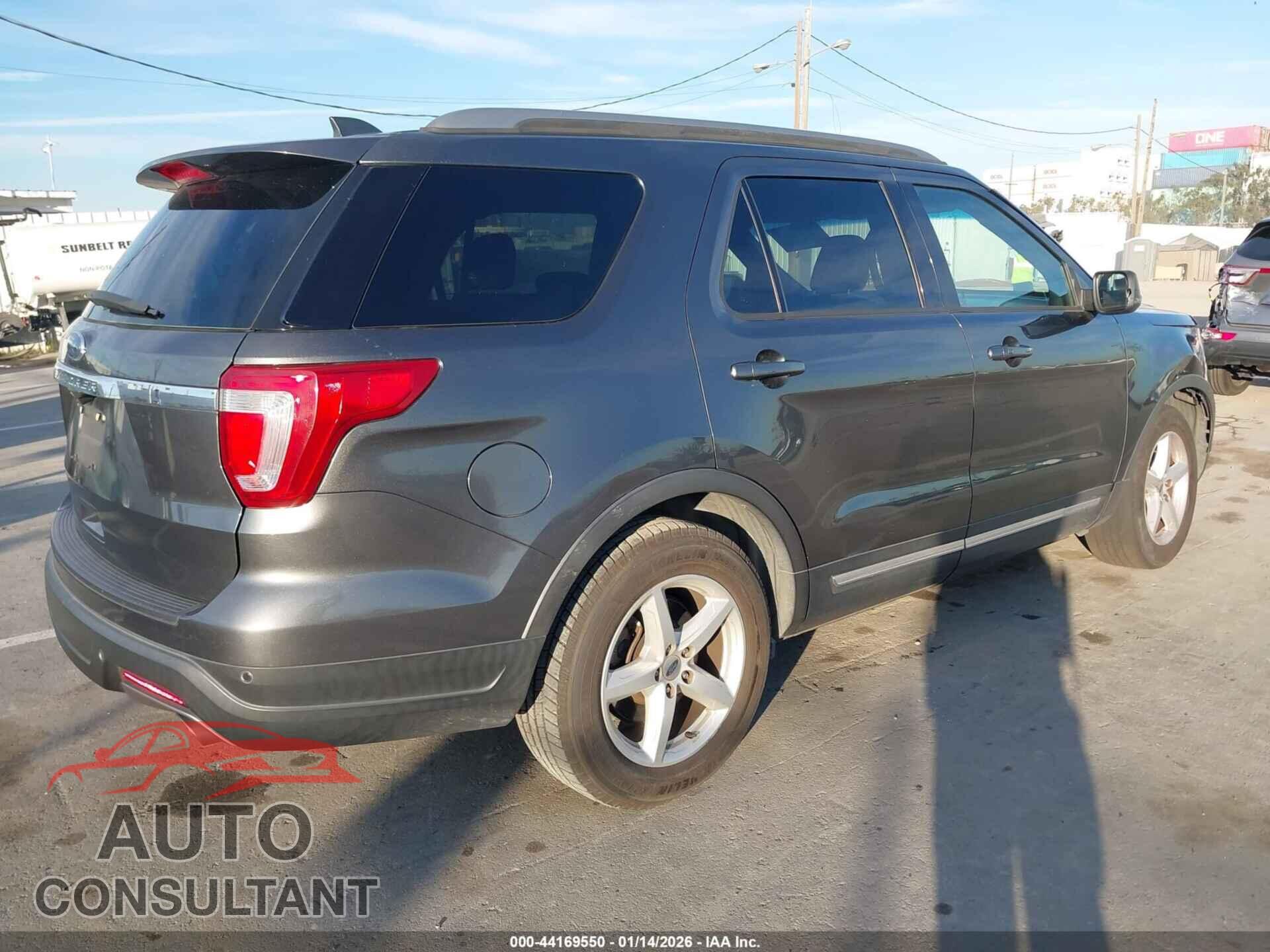 FORD EXPLORER 2018 - 1FM5K7D85JGB79455