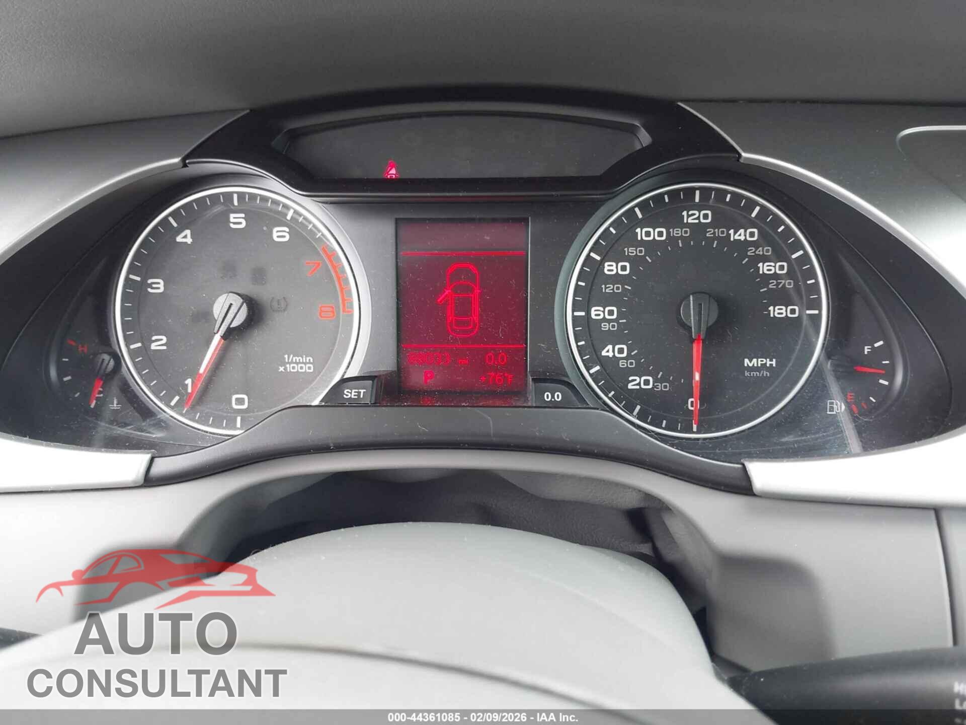 AUDI A4 2012 - WAUBFAFL5CN006878