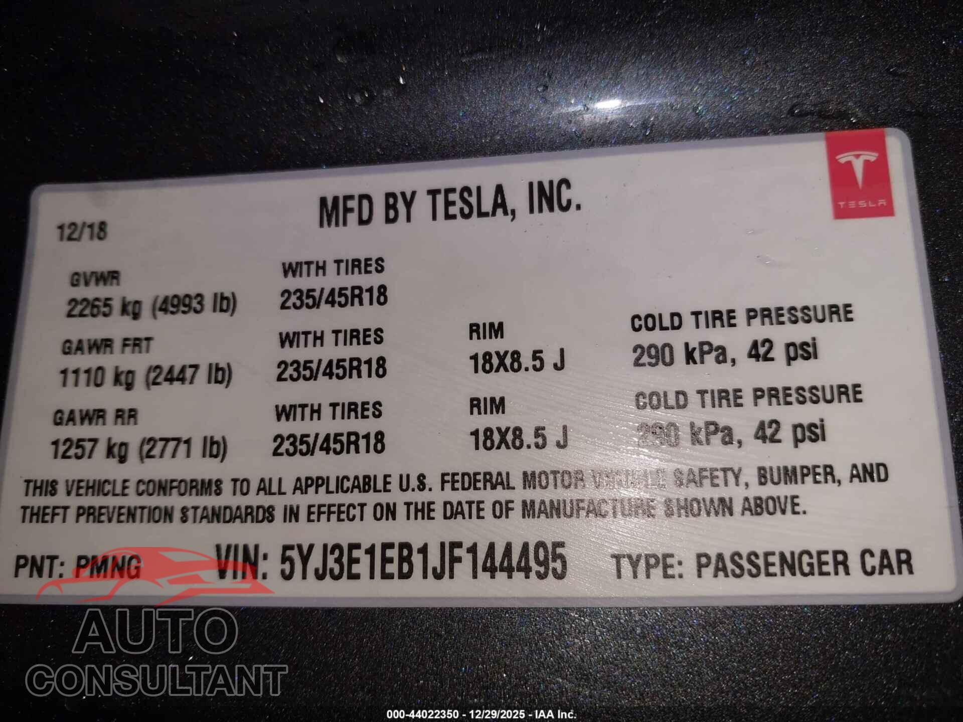 TESLA MODEL 3 2018 - 5YJ3E1EB1JF144495