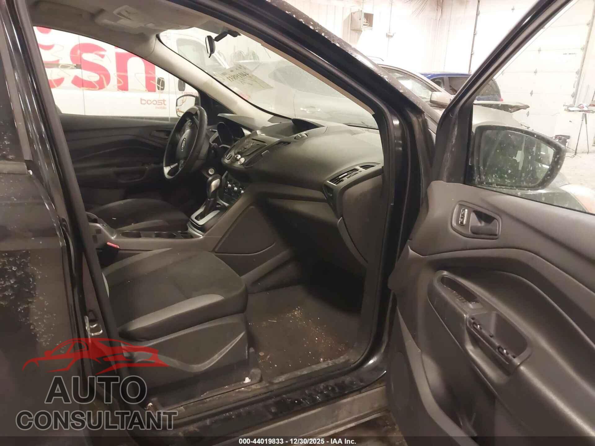 FORD ESCAPE 2013 - 1FMCU0F77DUA99836