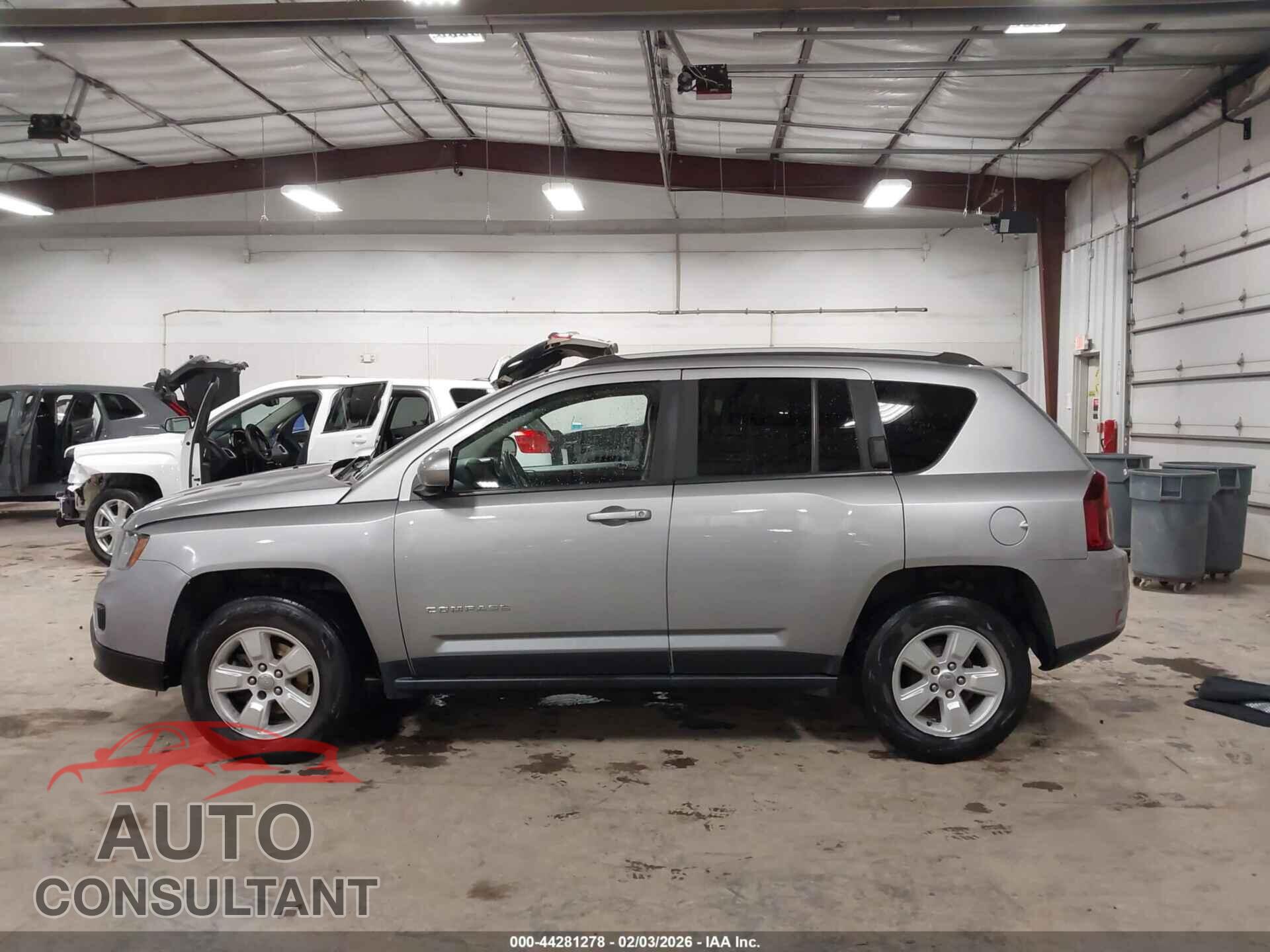 JEEP COMPASS 2017 - 1C4NJCEB2HD102726