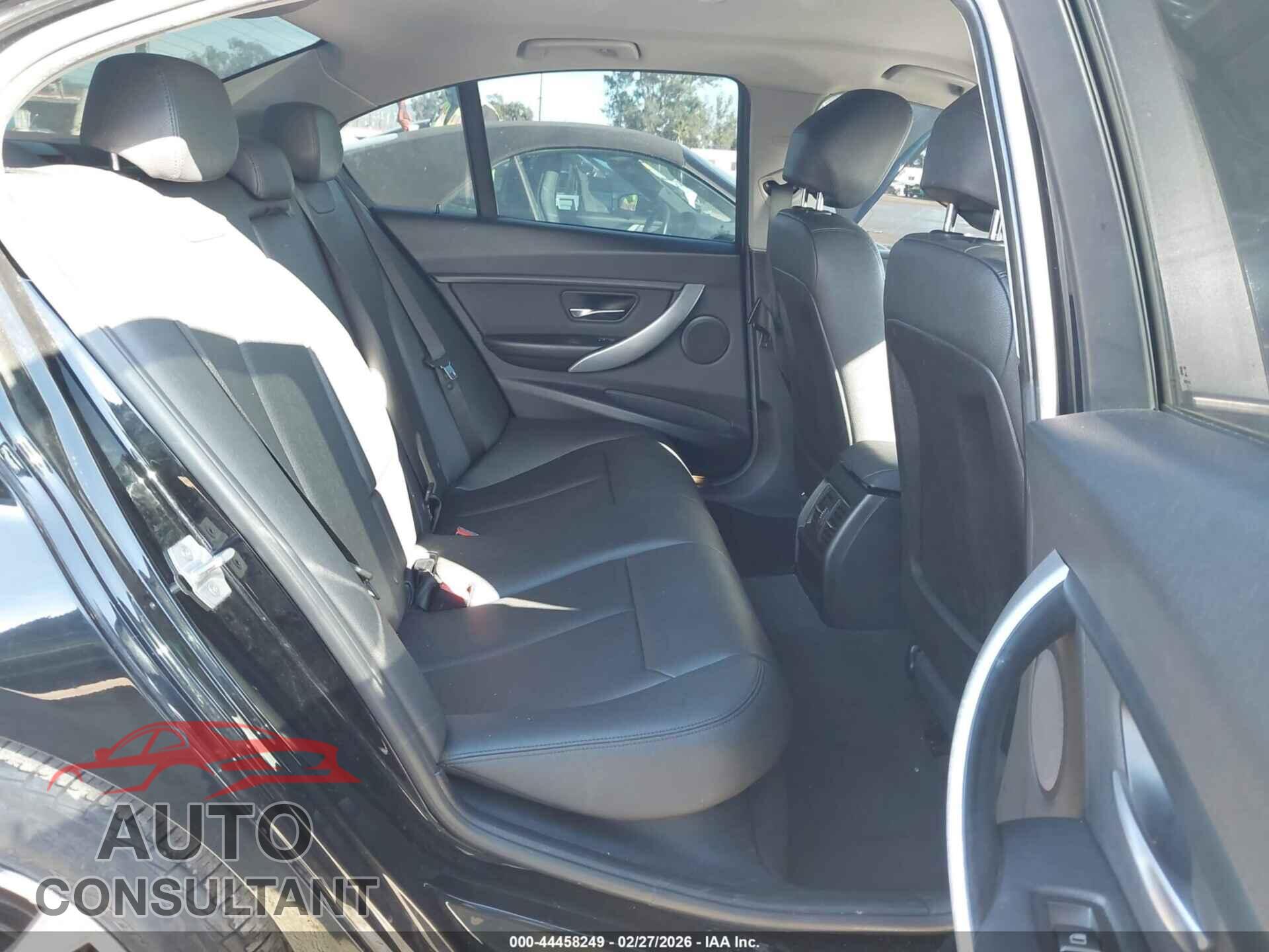 BMW 320I 2018 - WBA8A9C50JAH14329