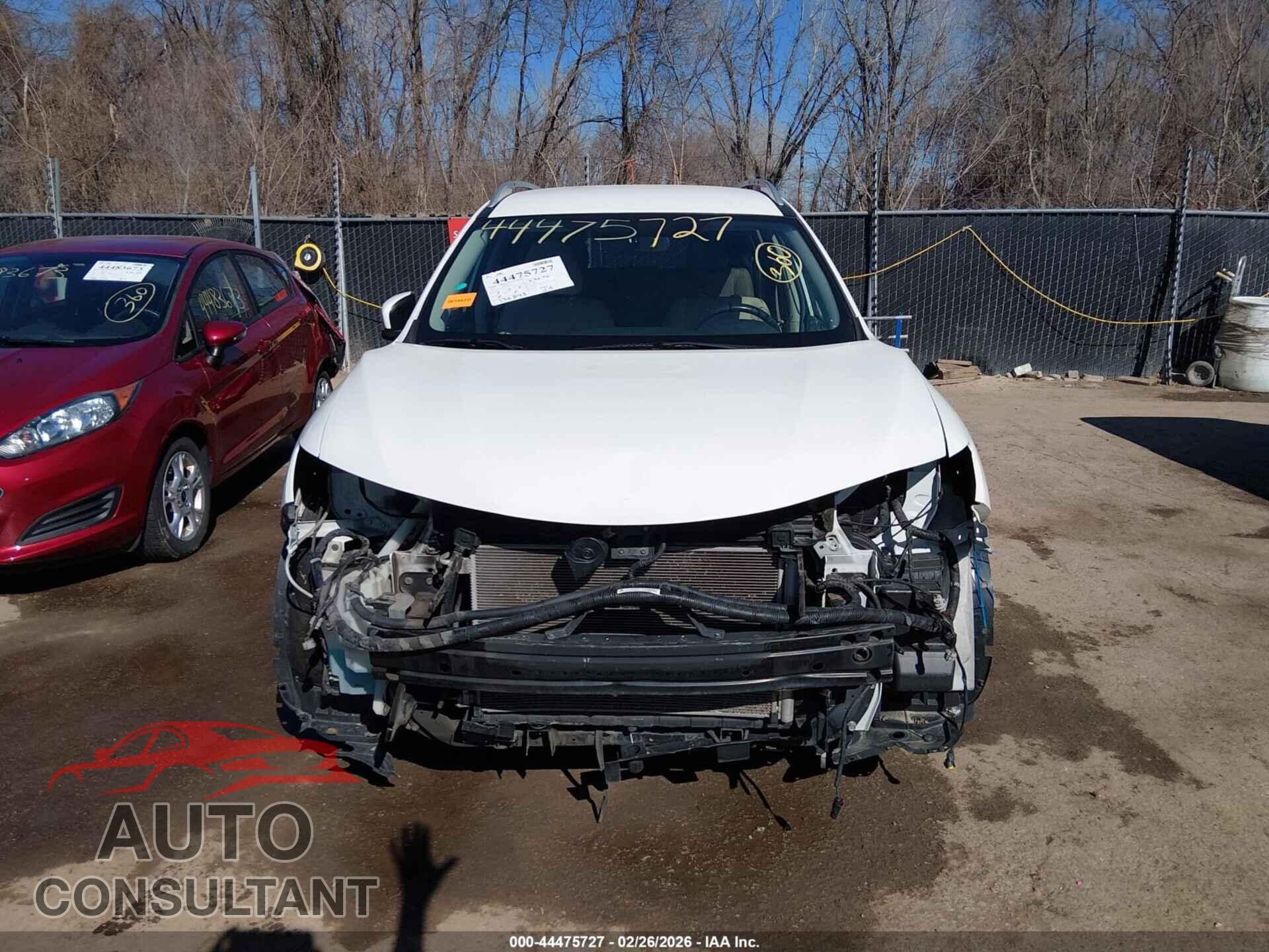 NISSAN ROGUE 2017 - KNMAT2MT4HP543737