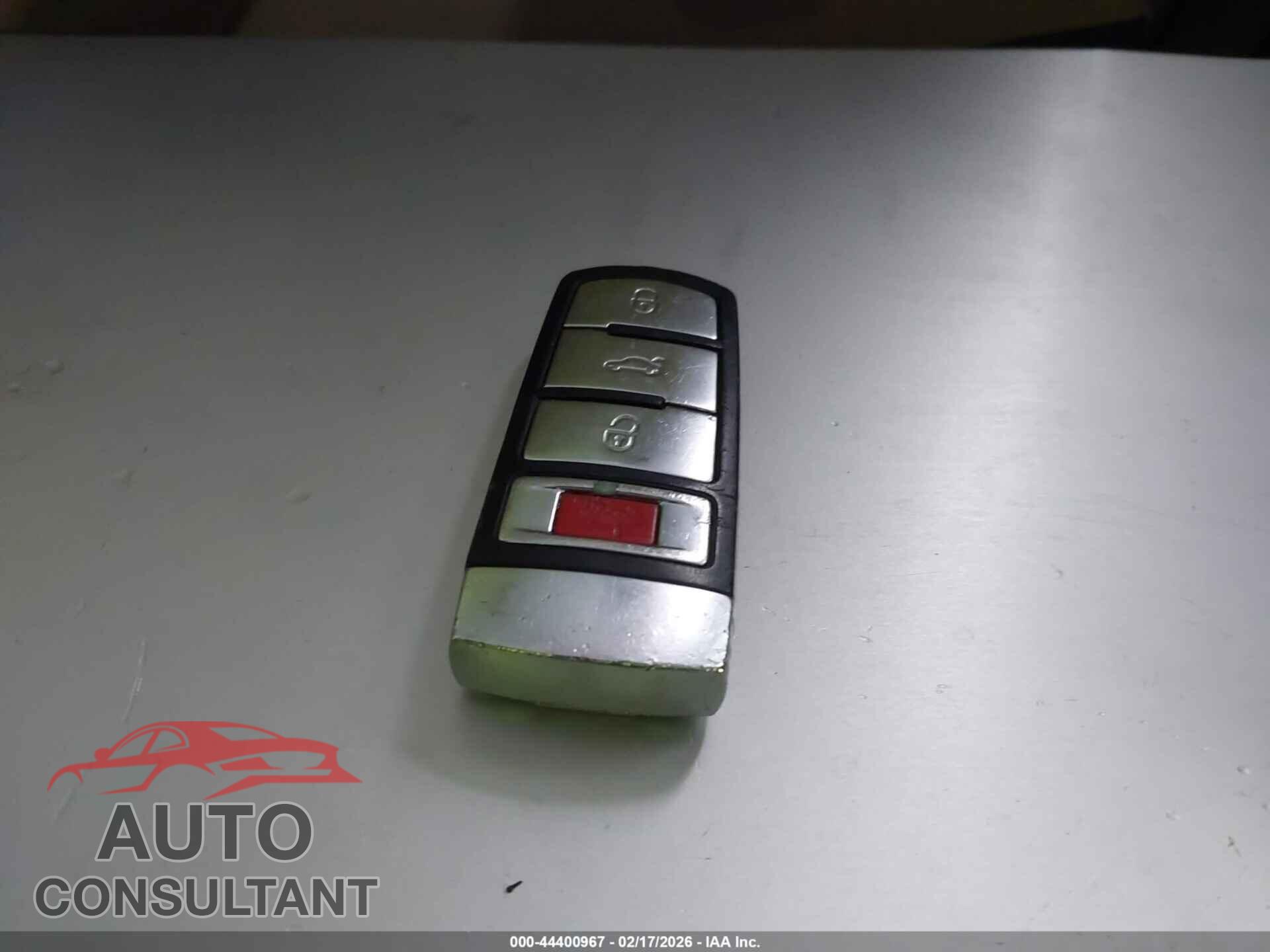 VOLKSWAGEN CC 2014 - WVWBN7AN8EE524438