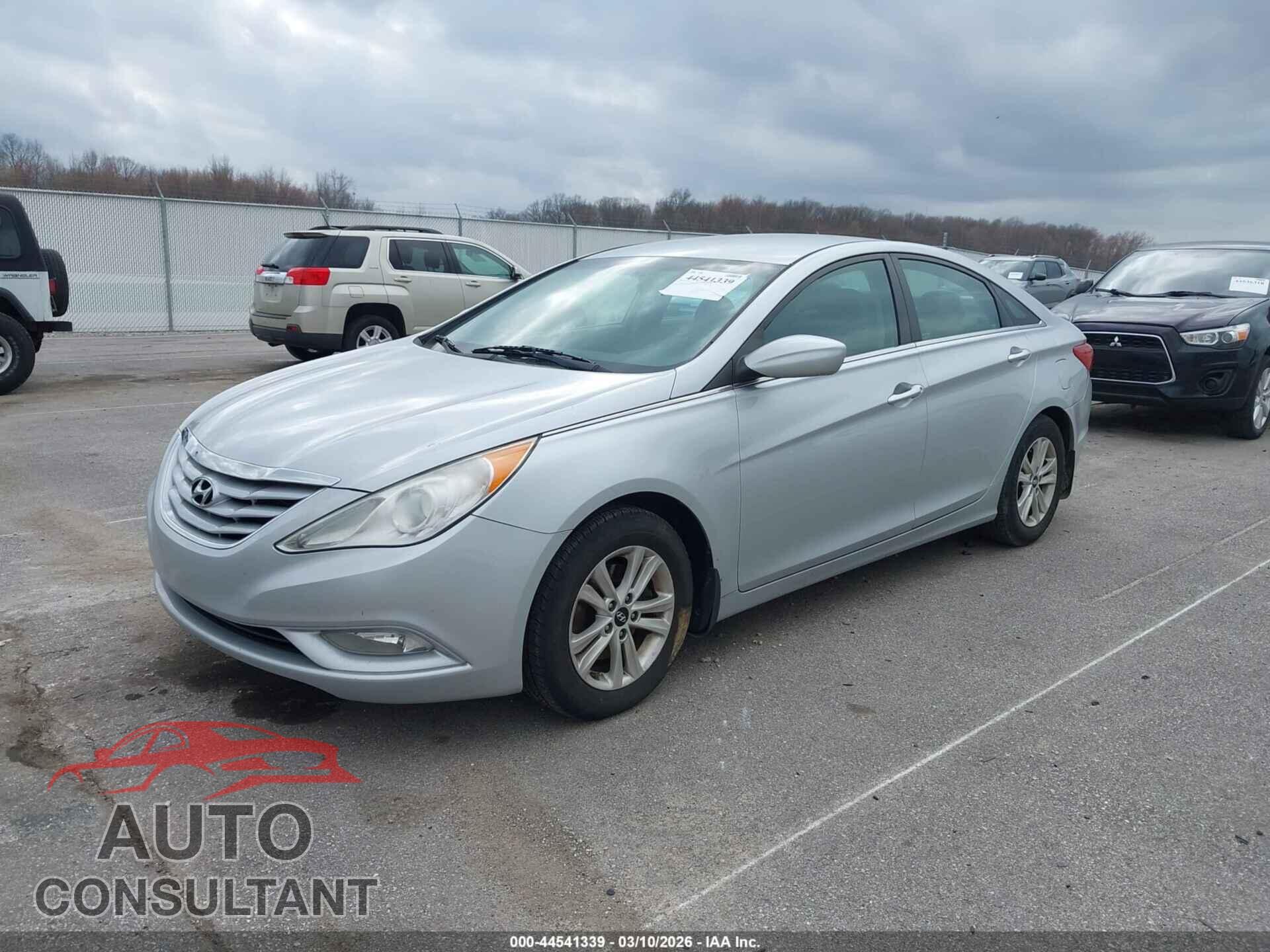 HYUNDAI SONATA 2013 - 5NPEB4AC4DH714514