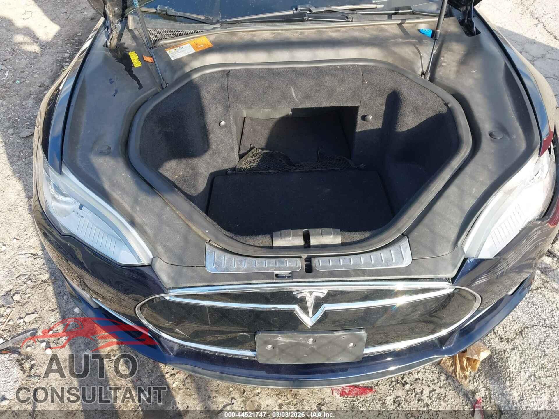 TESLA MODEL S 2013 - 5YJSA1DP5DFP07668