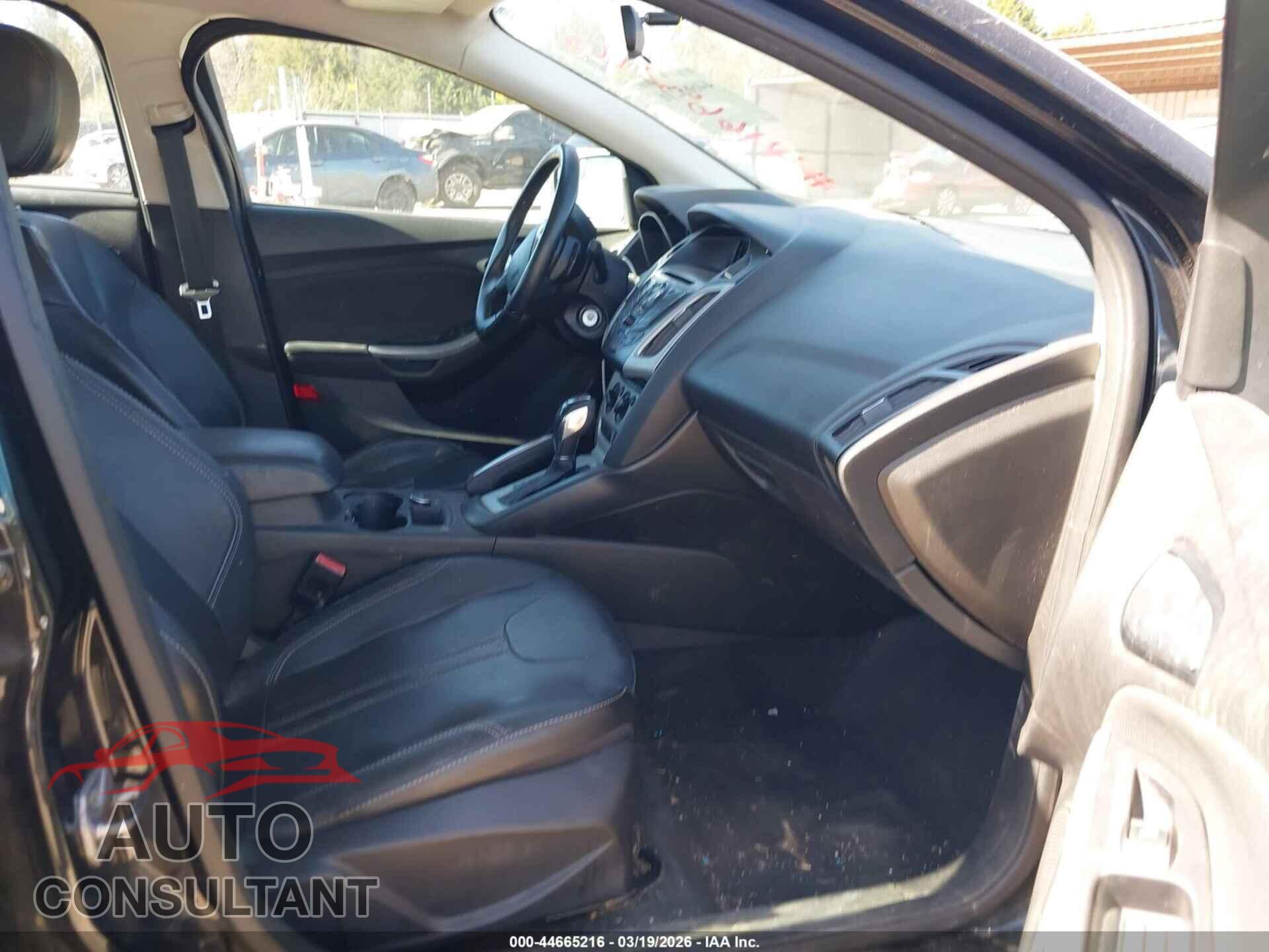 FORD FOCUS 2013 - 1FADP3K23DL141359