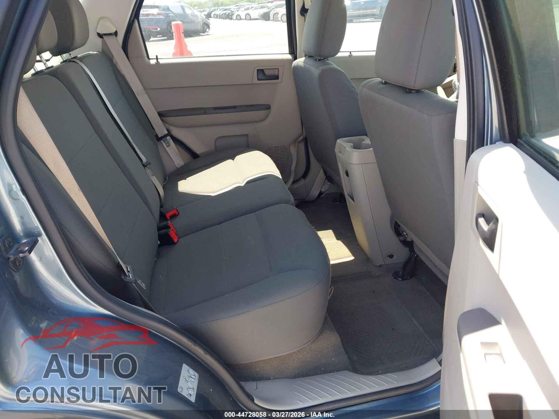 FORD ESCAPE 2011 - 1FMCU0C76BKA21559