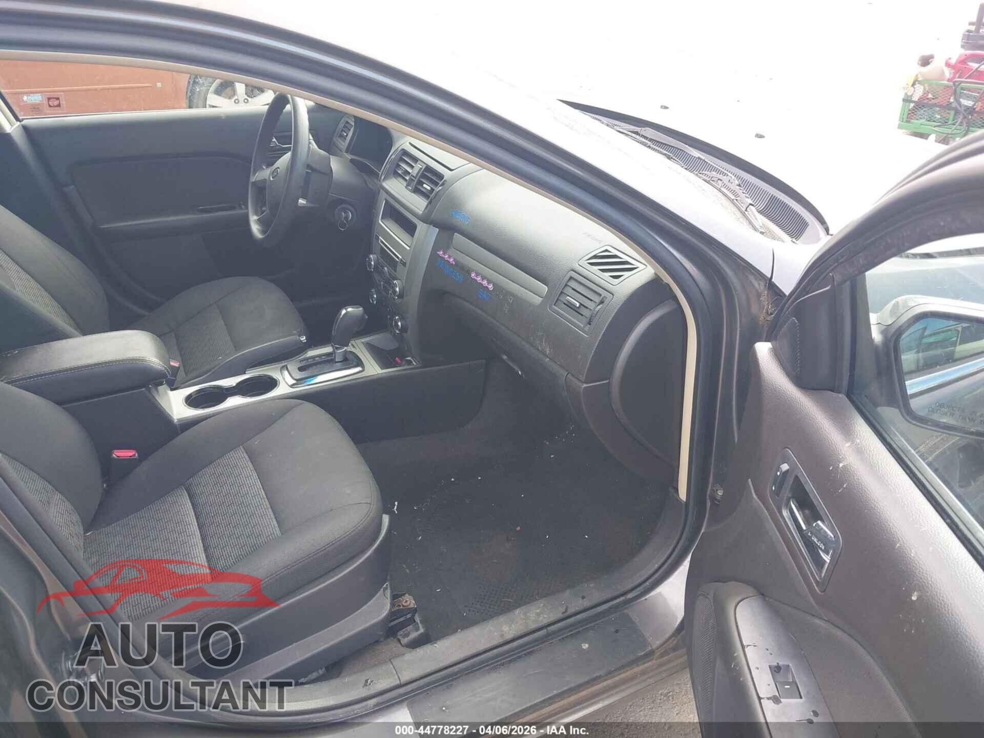 FORD FUSION 2011 - 3FAHP0HA4BR171743