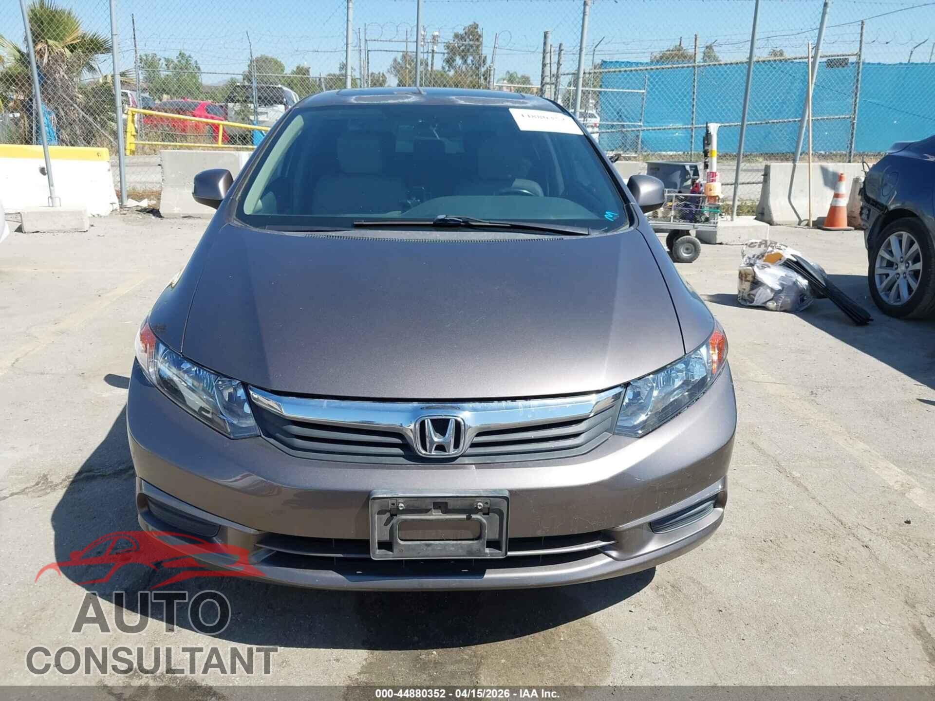 HONDA CIVIC 2012 - 2HGFB2F99CH552460