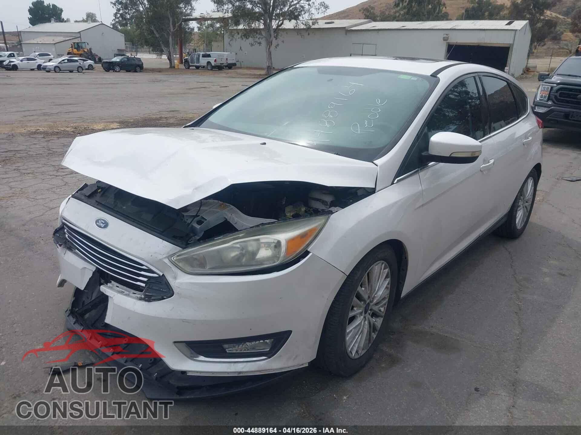 FORD FOCUS 2016 - 1FADP3N24GL345989