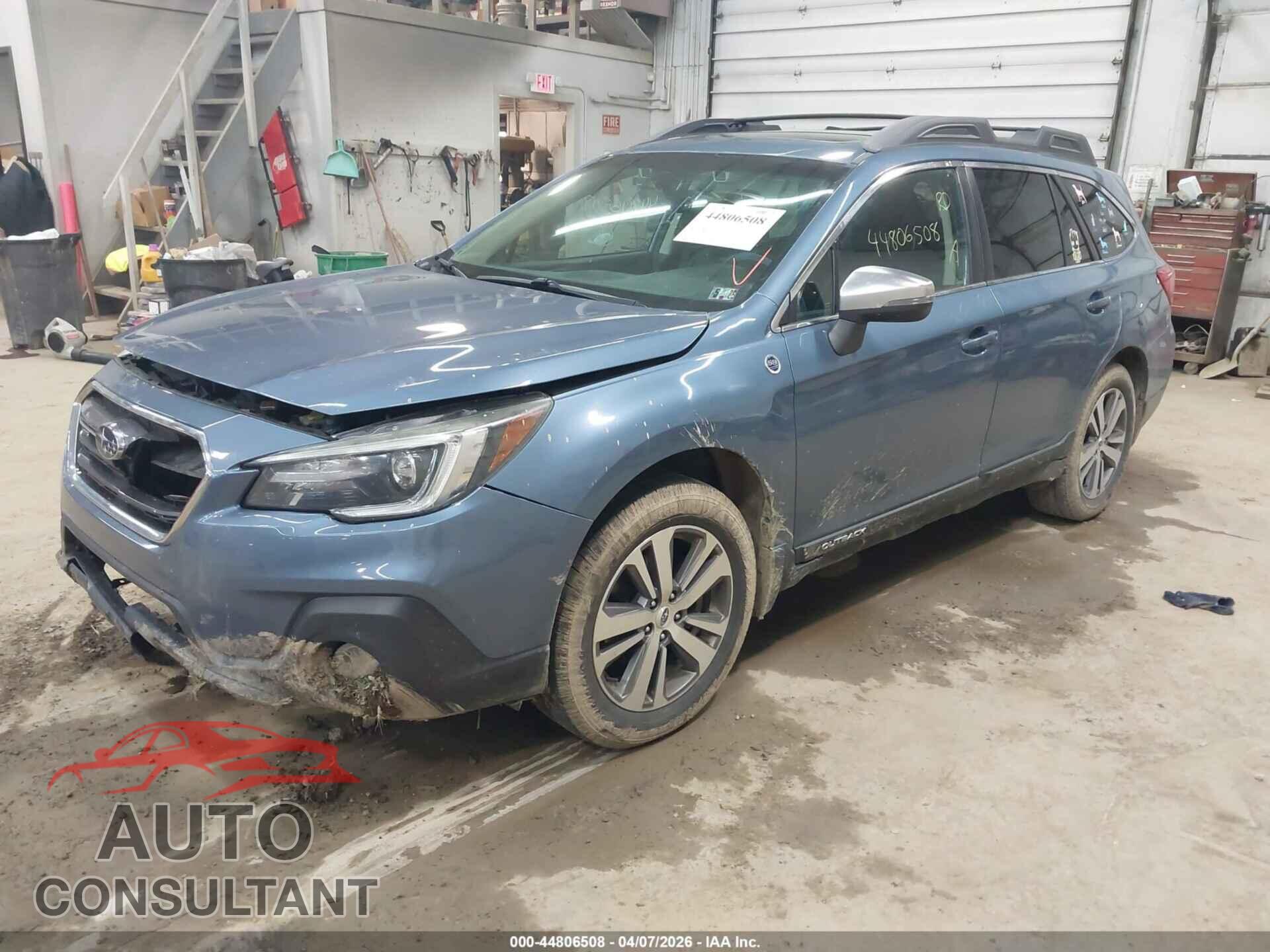 SUBARU OUTBACK 2018 - 4S4BSANC3J3283548