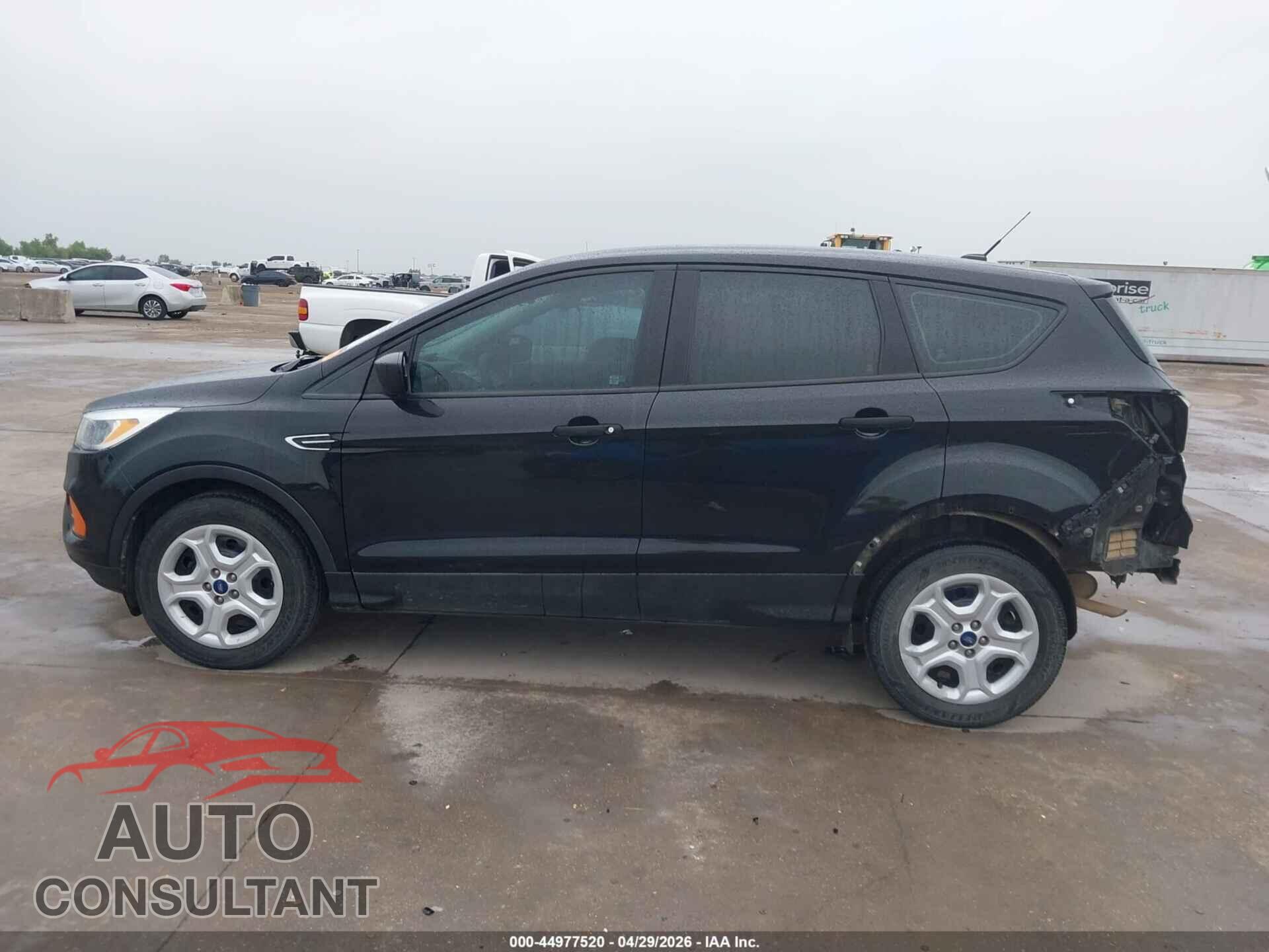 FORD ESCAPE 2017 - 1FMCU0F76HUE93396