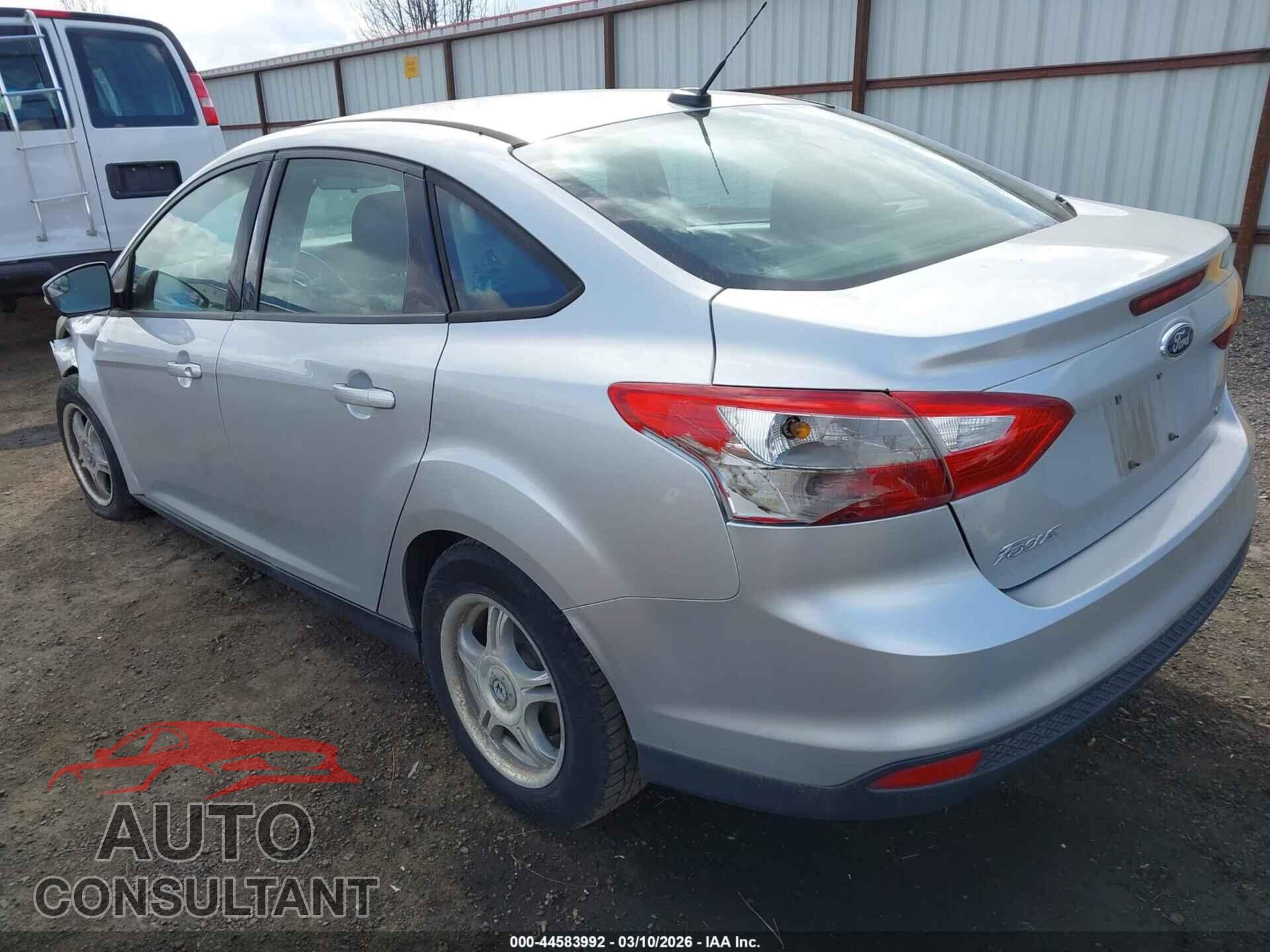 FORD FOCUS 2014 - 1FADP3F23EL271704