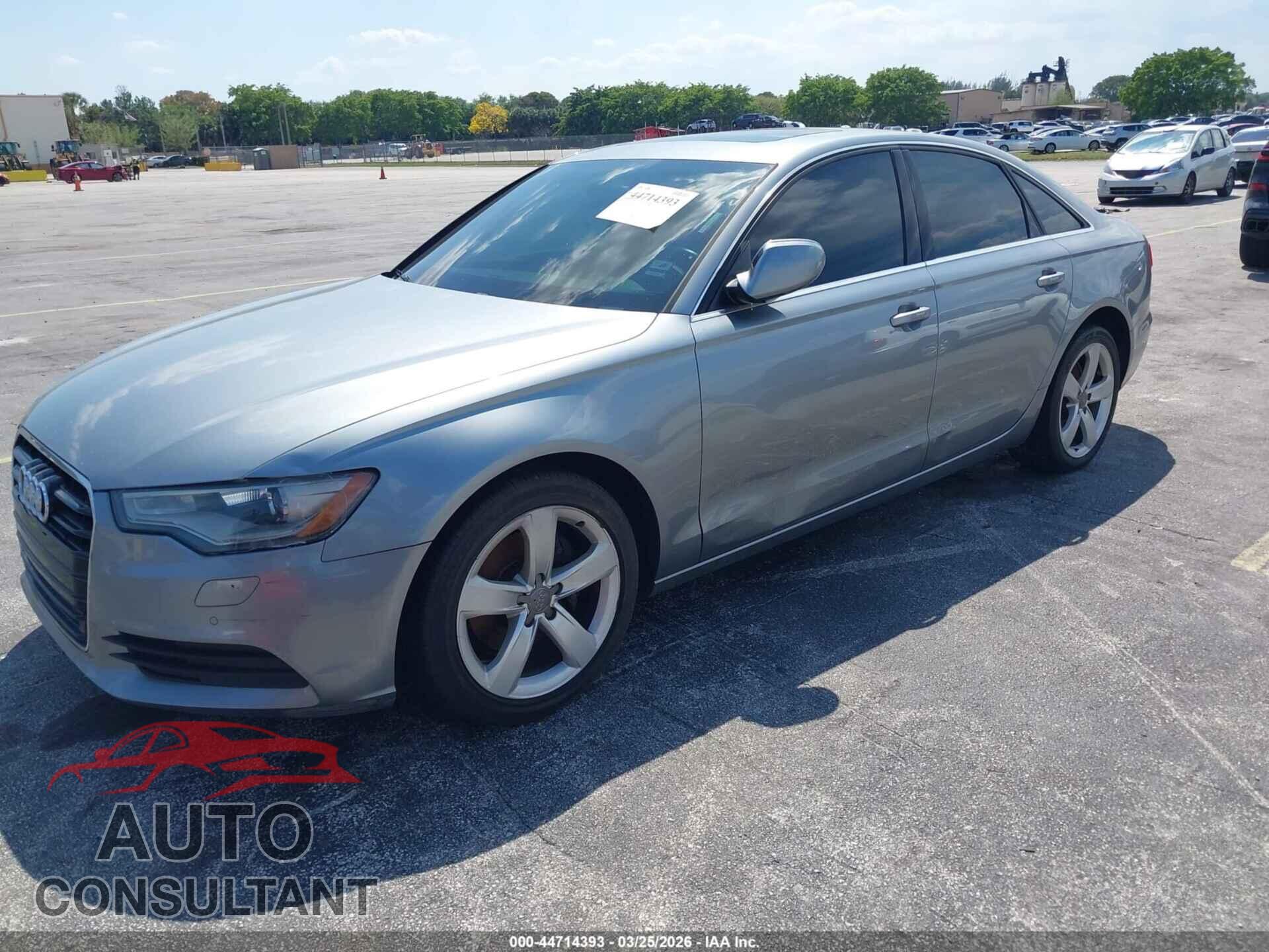 AUDI A6 2012 - WAUDFAFC1CN177202