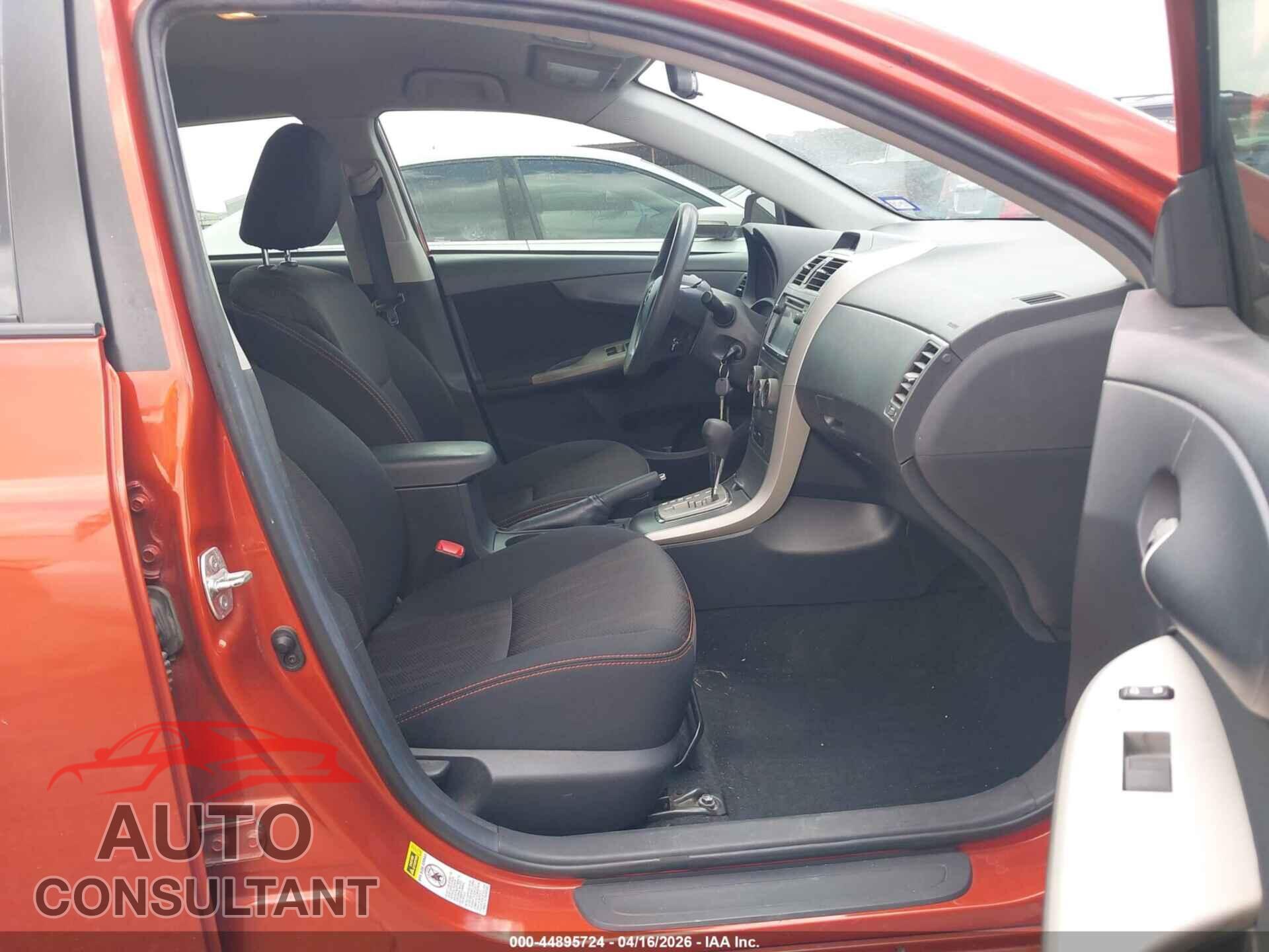 TOYOTA COROLLA 2013 - 2T1BU4EE3DC093441