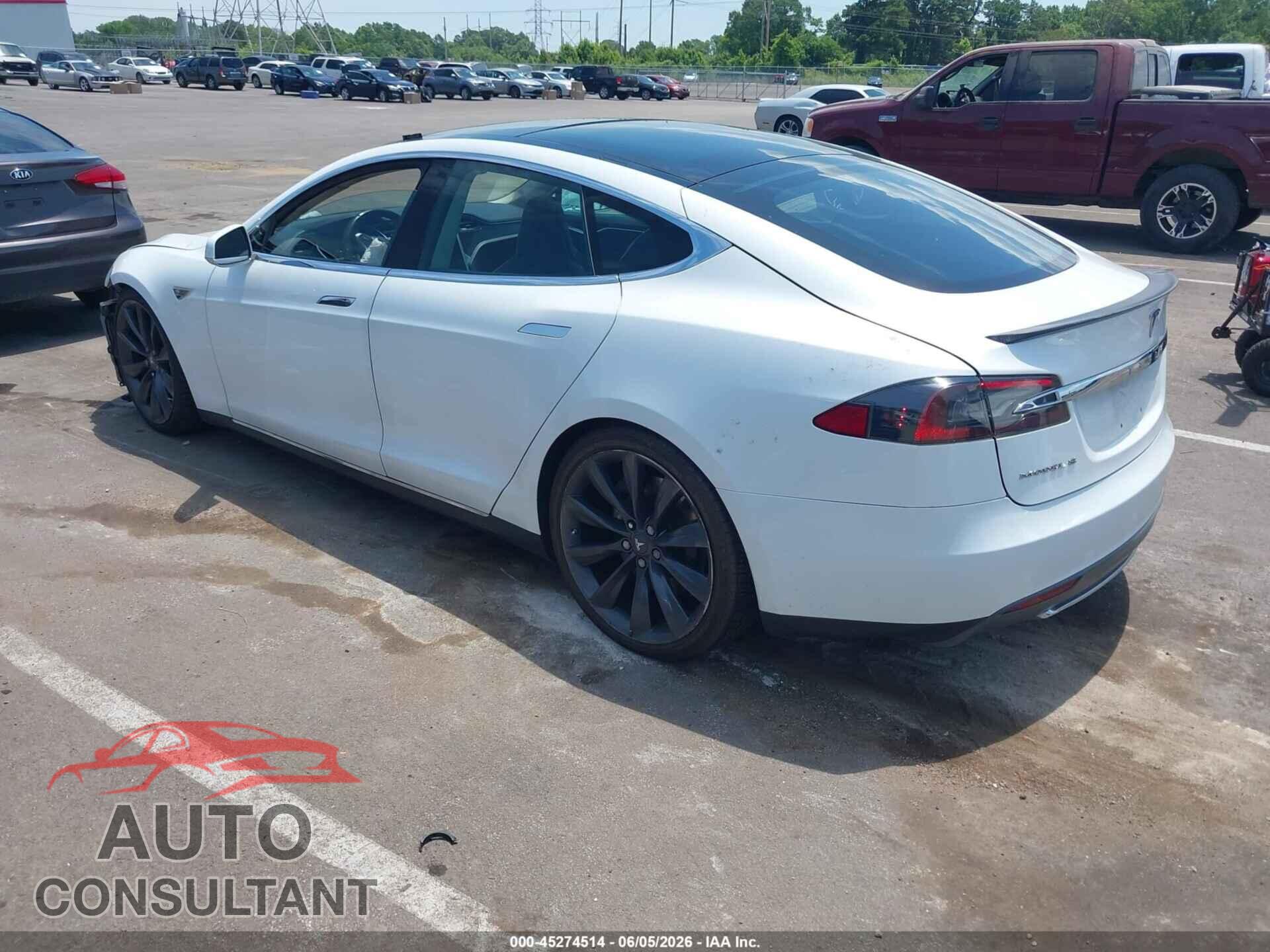 TESLA MODEL S 2013 - 5YJSA1DP6DFP11566