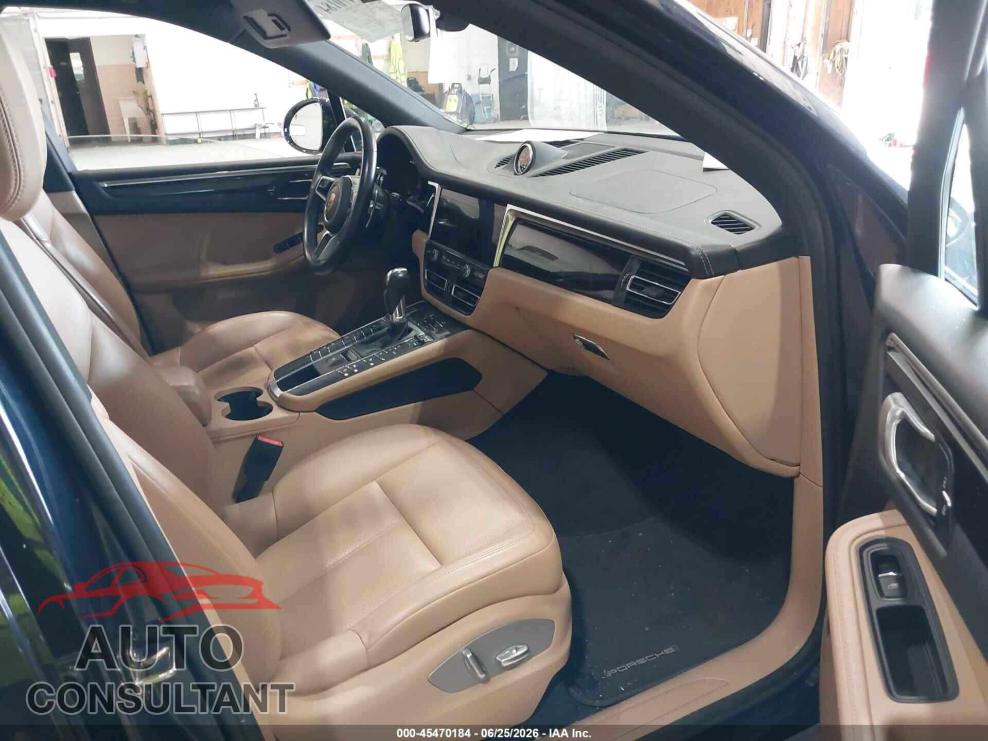 PORSCHE MACAN 2021 - WP1AA2A56MLB00856