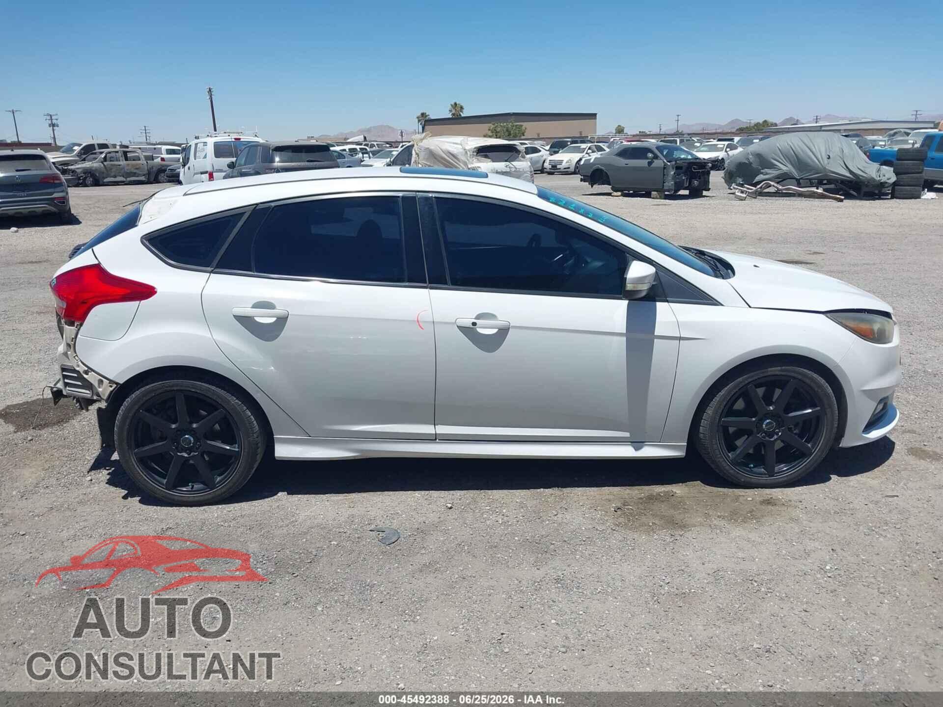 FORD FOCUS ST 2017 - 1FADP3L99HL260602