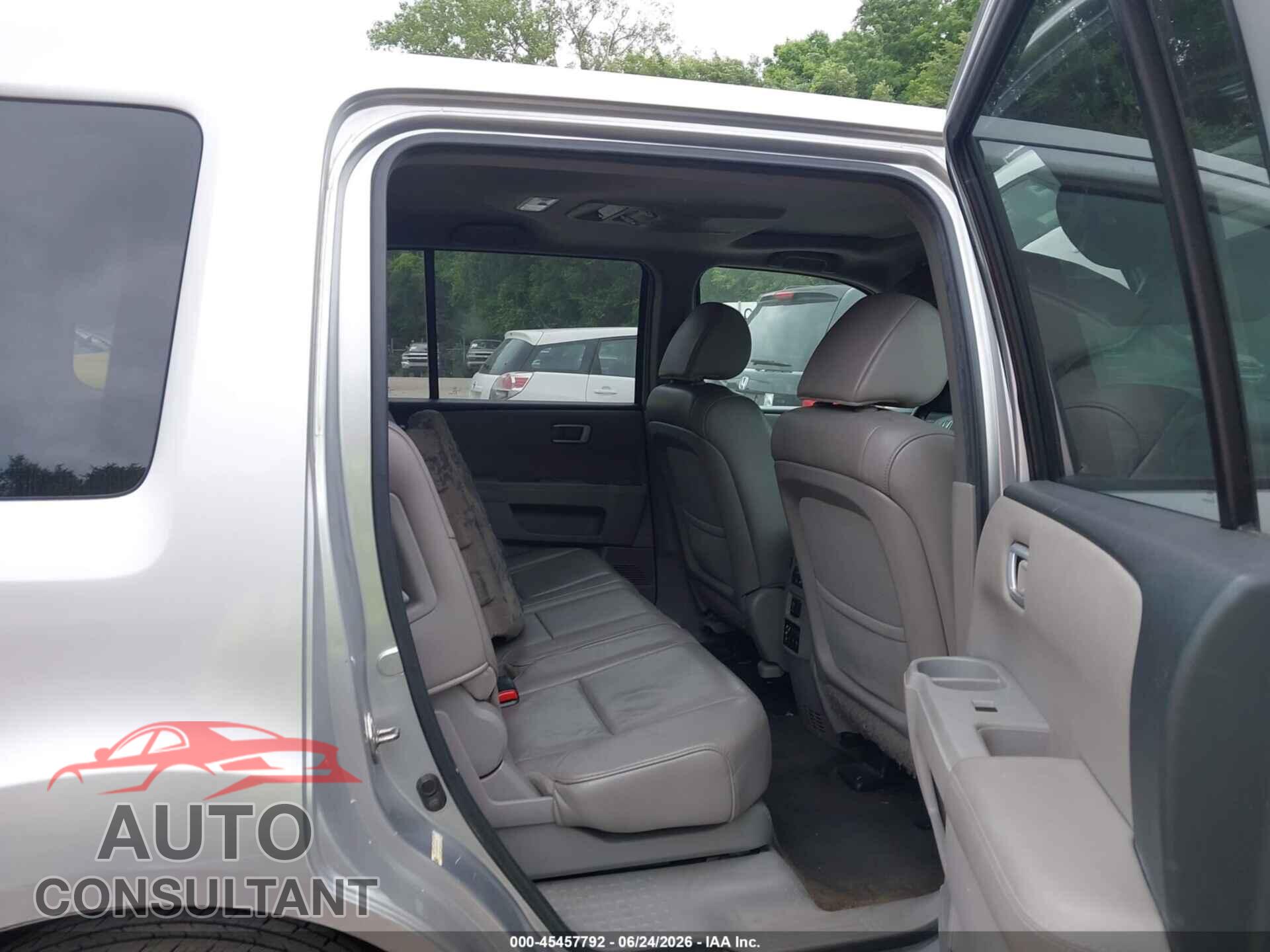 HONDA PILOT 2013 - 5FNYF3H65DB013670