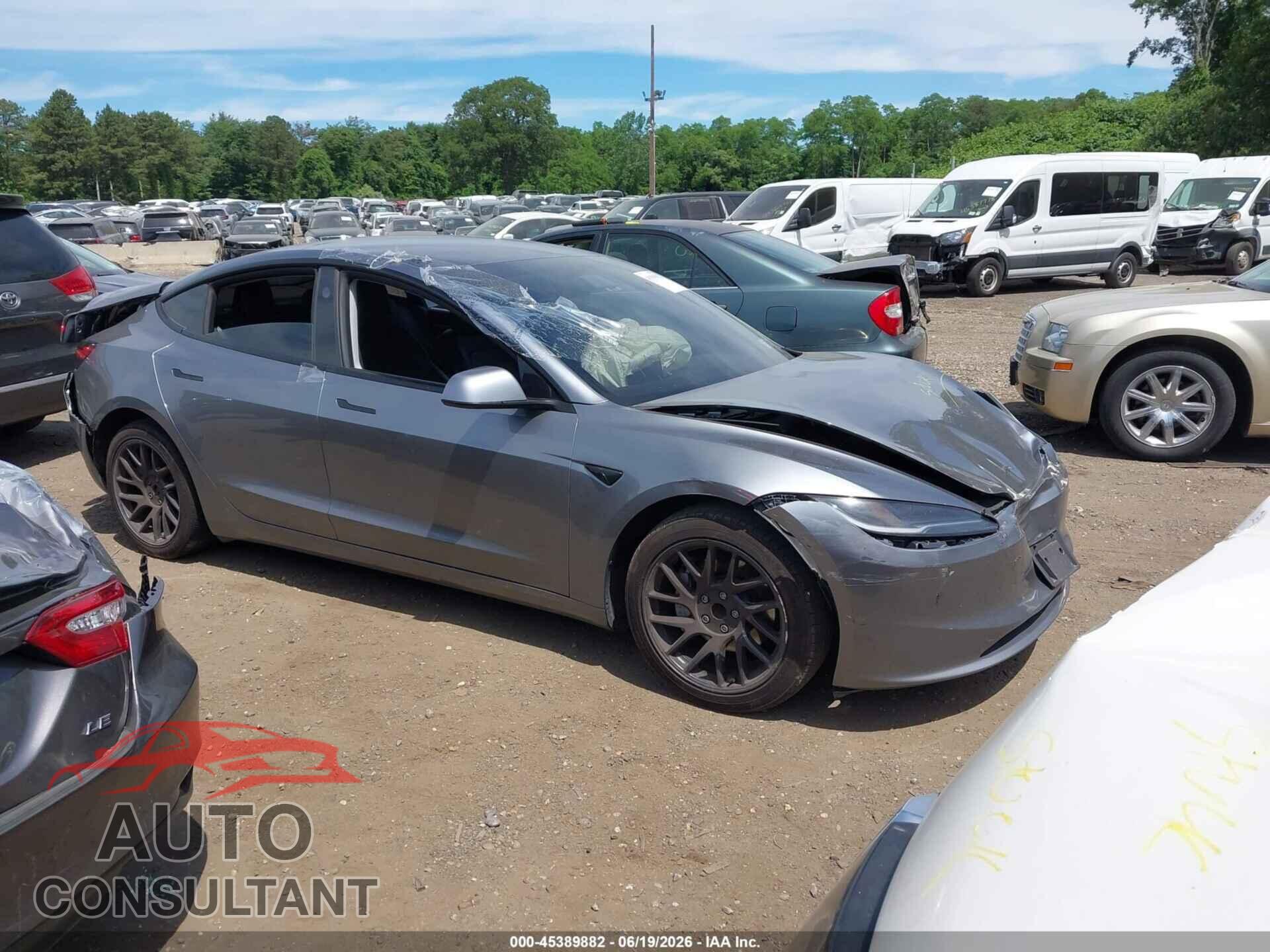 TESLA MODEL 3 2024 - 5YJ3E1EA2RF858056