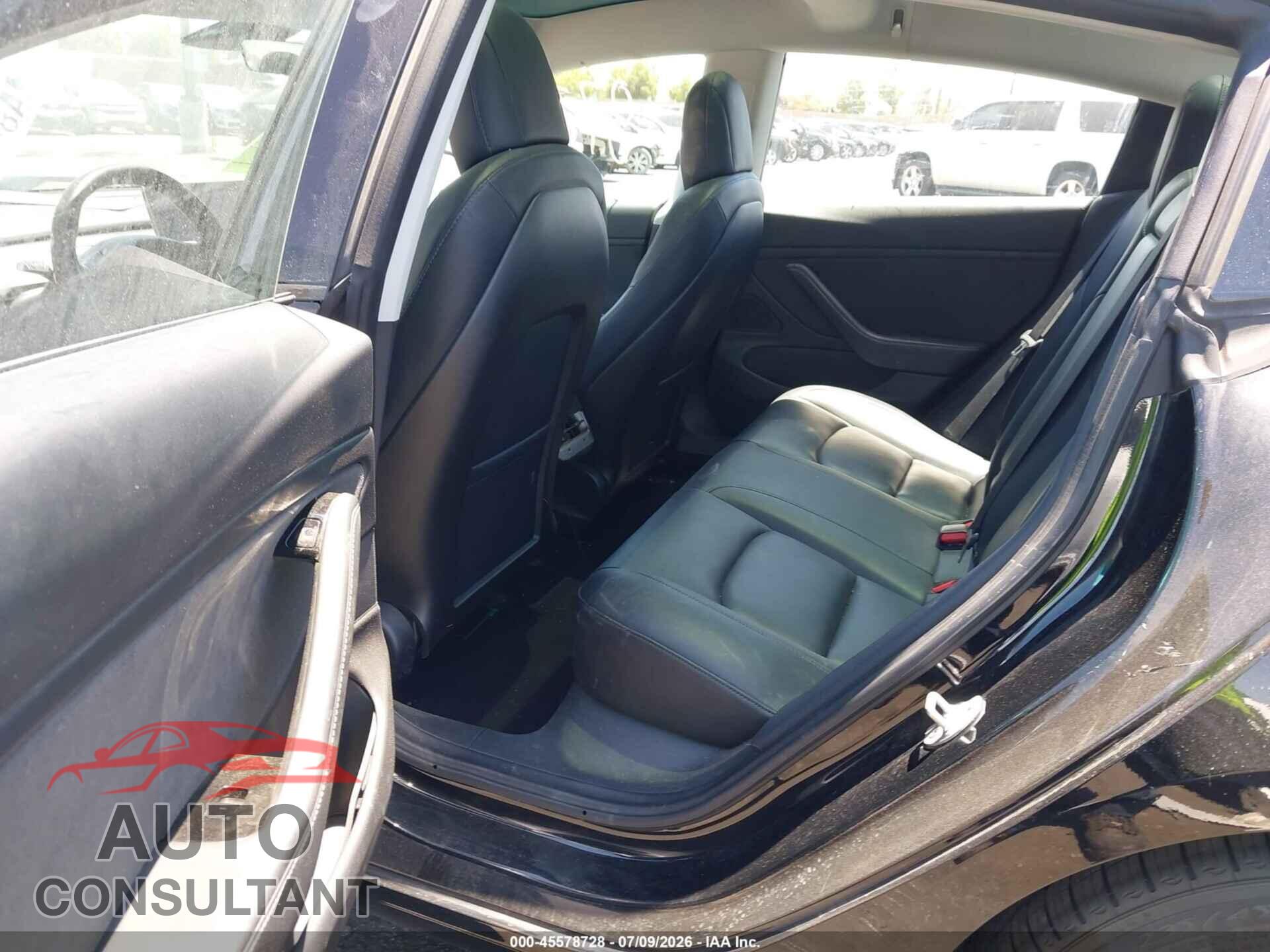 TESLA MODEL 3 2018 - 5YJ3E1EBXJF182131