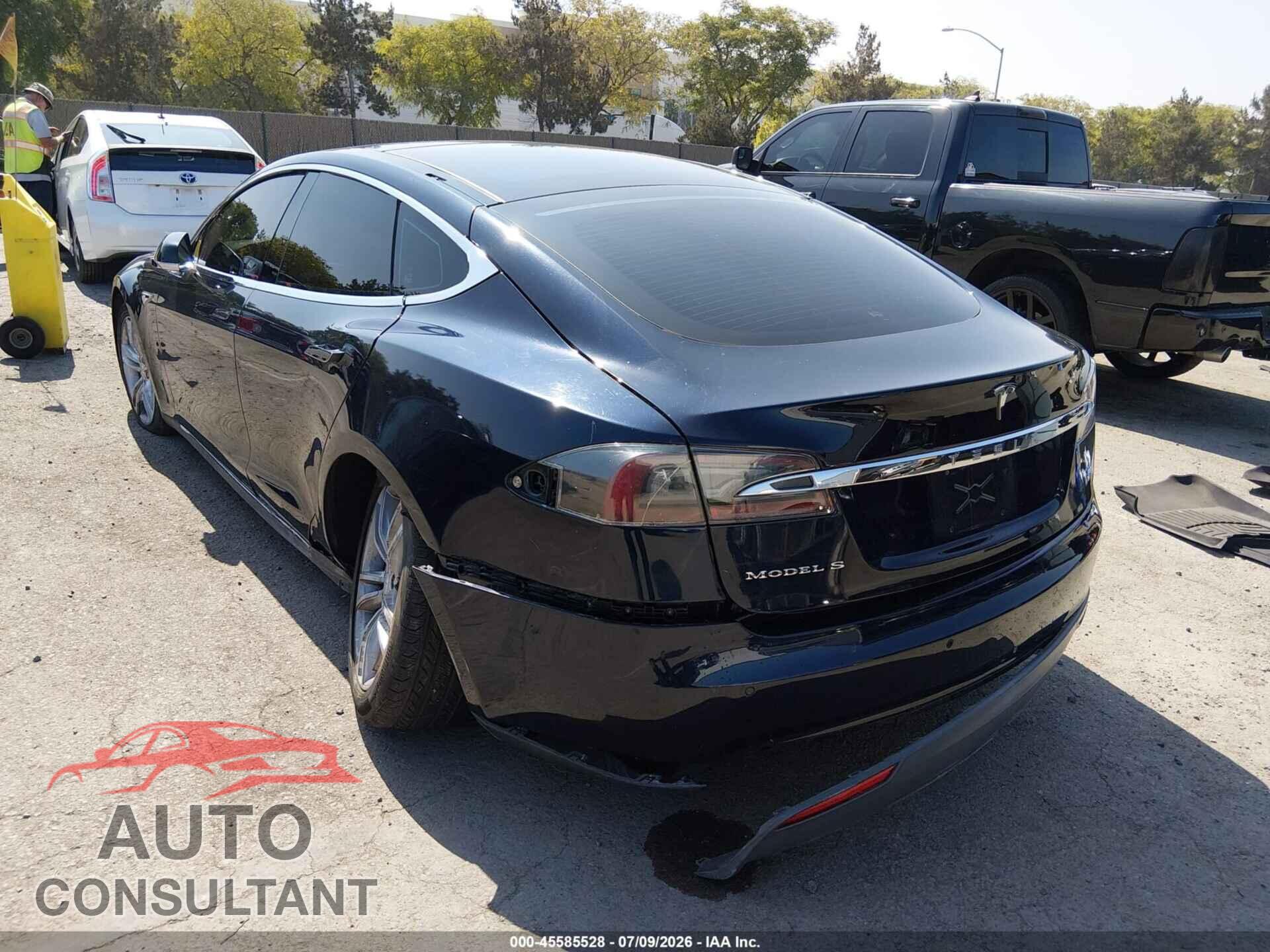 TESLA MODEL S 2014 - 5YJSA1S19EFP36011