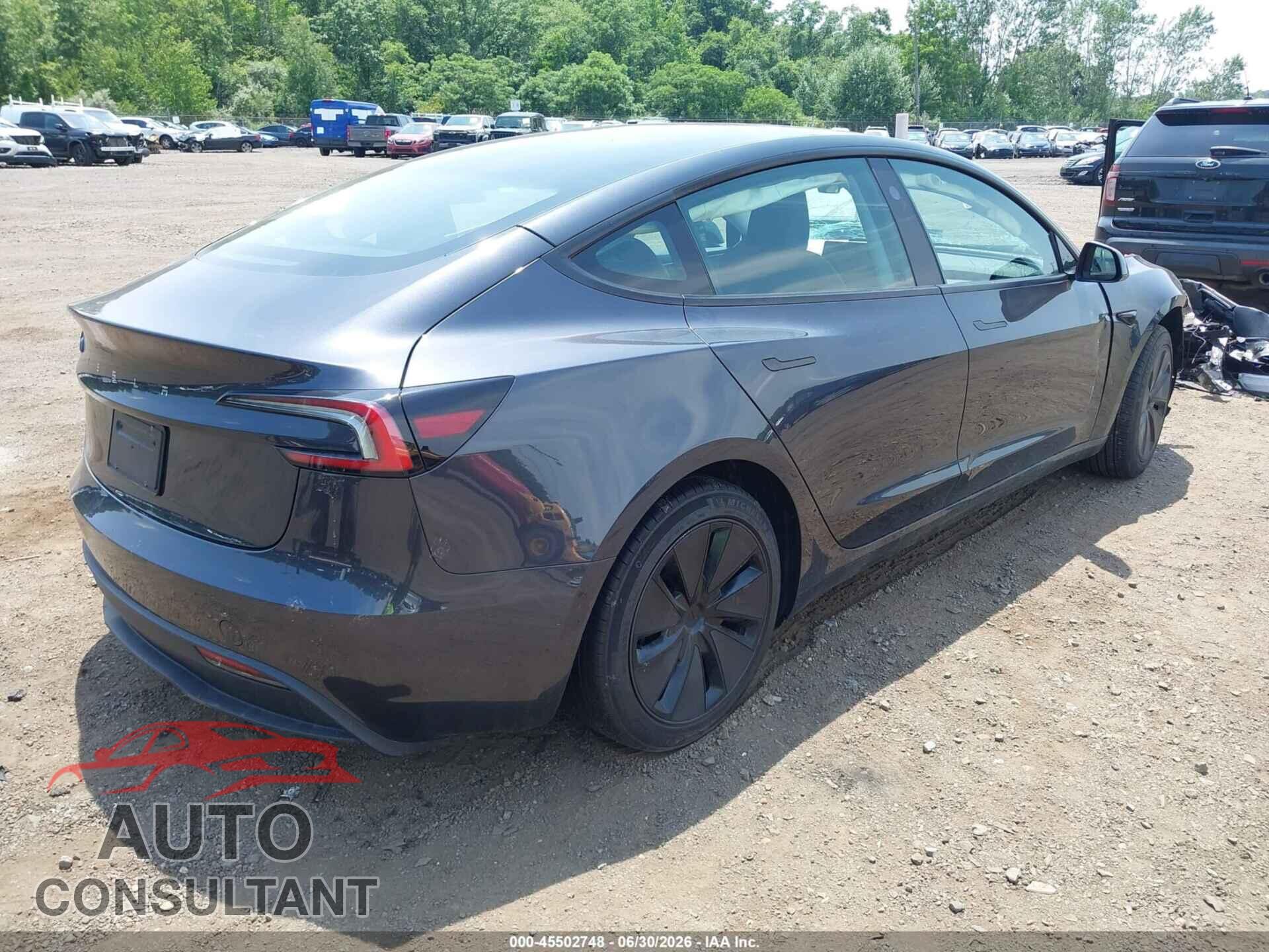 TESLA MODEL 3 2024 - 5YJ3E1EA1RF749989