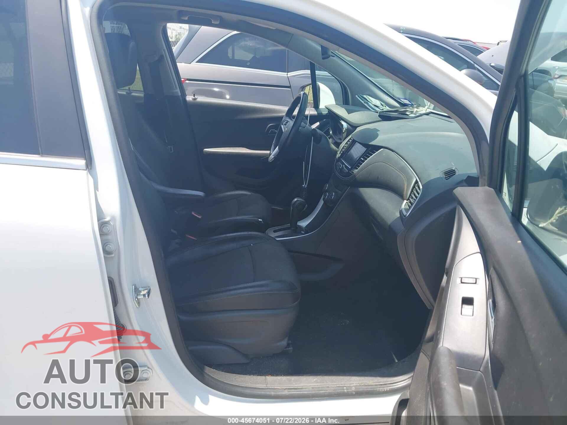 CHEVROLET TRAX 2020 - KL7CJLSB7LB004577