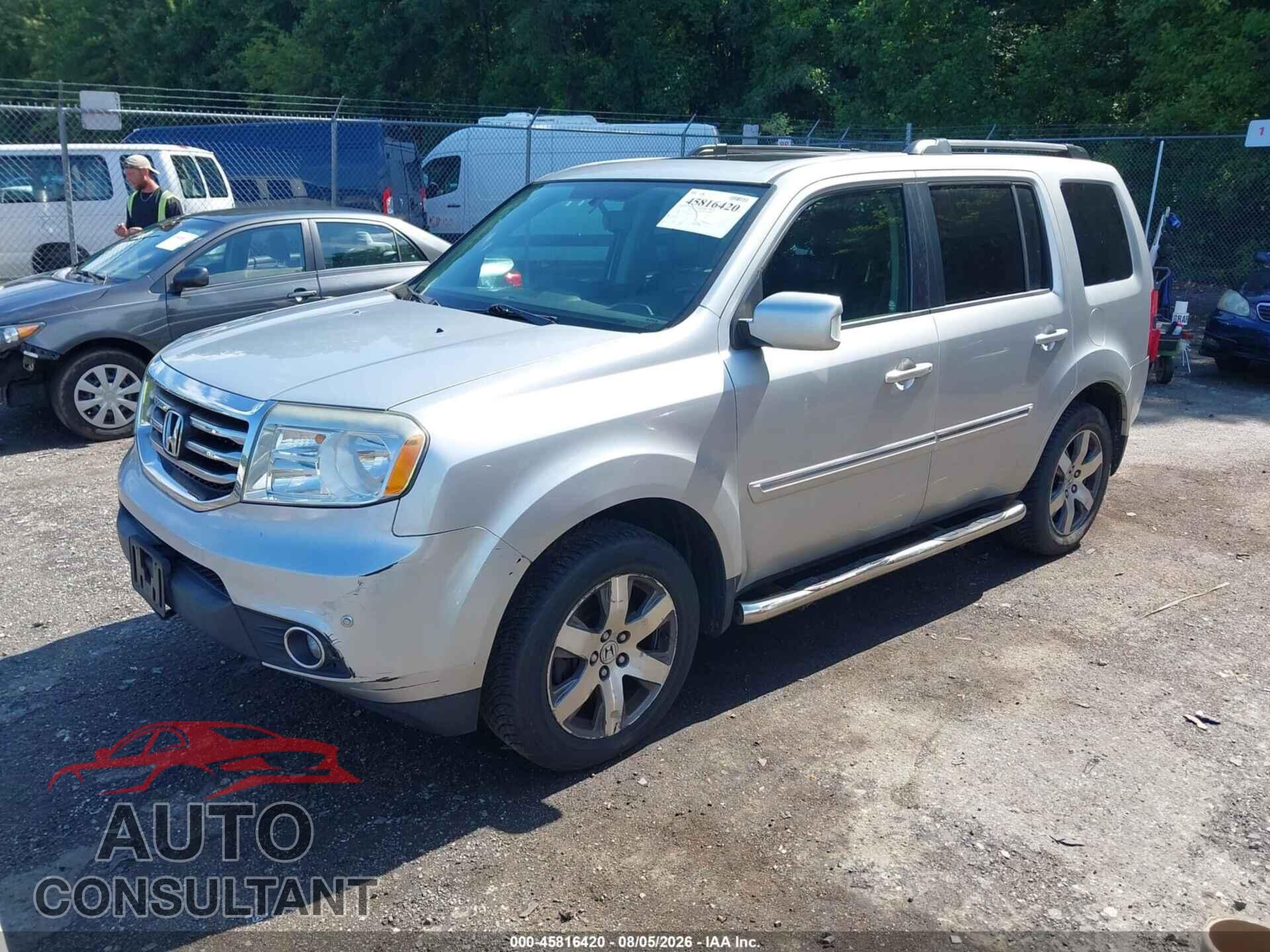 HONDA PILOT 2013 - 5FNYF4H91DB048402