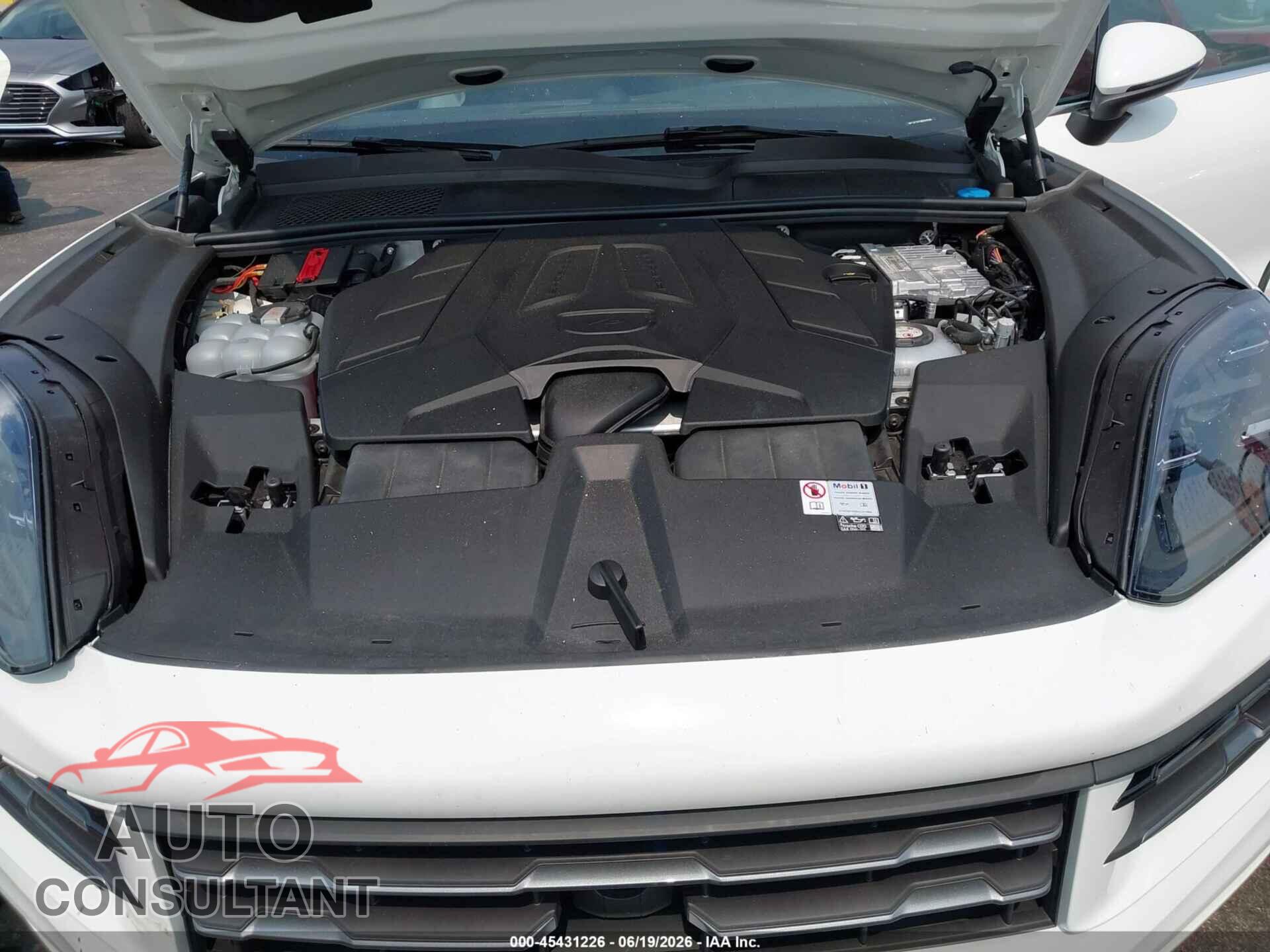 PORSCHE CAYENNE E-HYBRID 2024 - WP1AE2AY5RDA29584