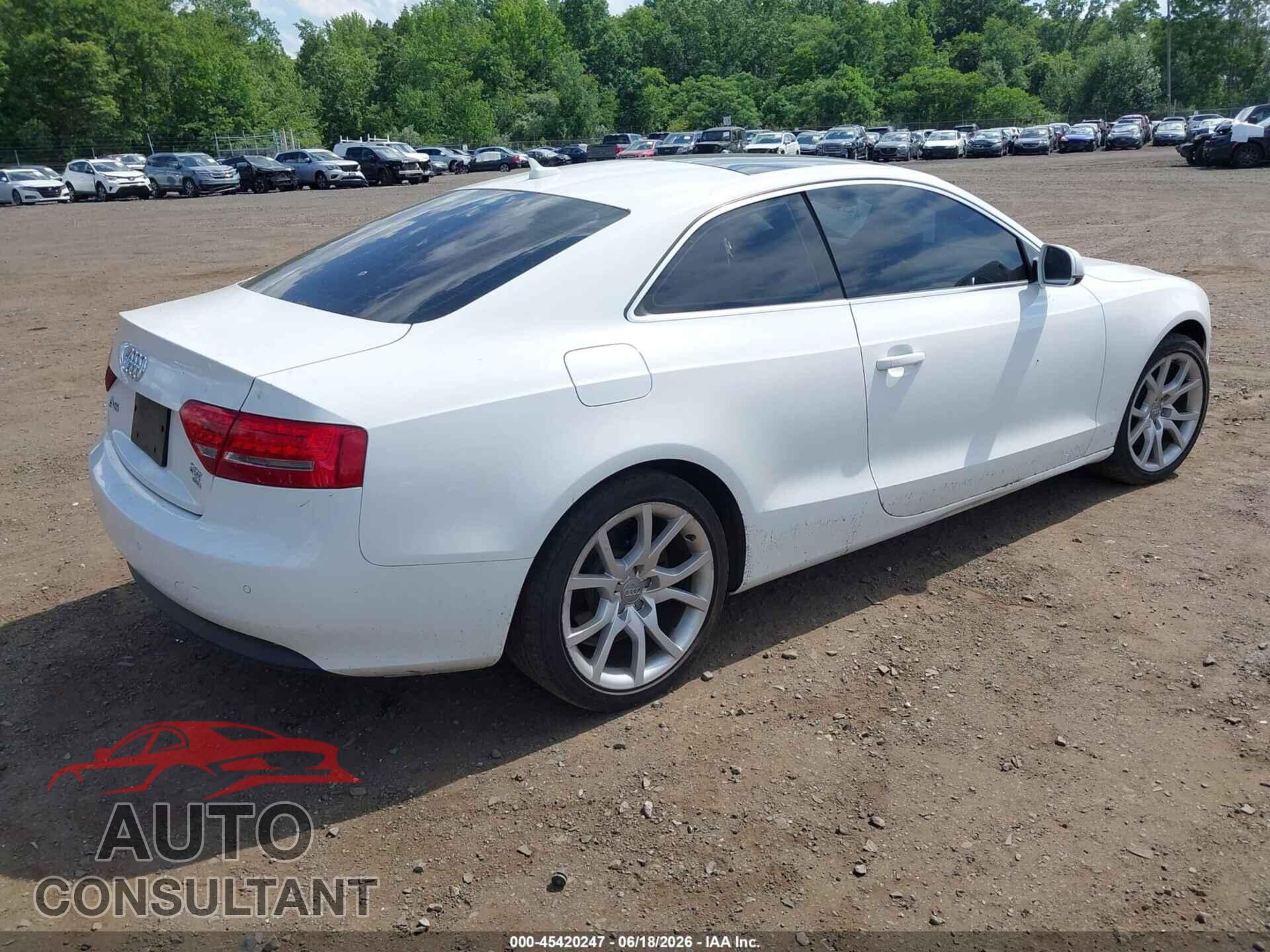 AUDI A5 2012 - WAULFAFR1CA016436