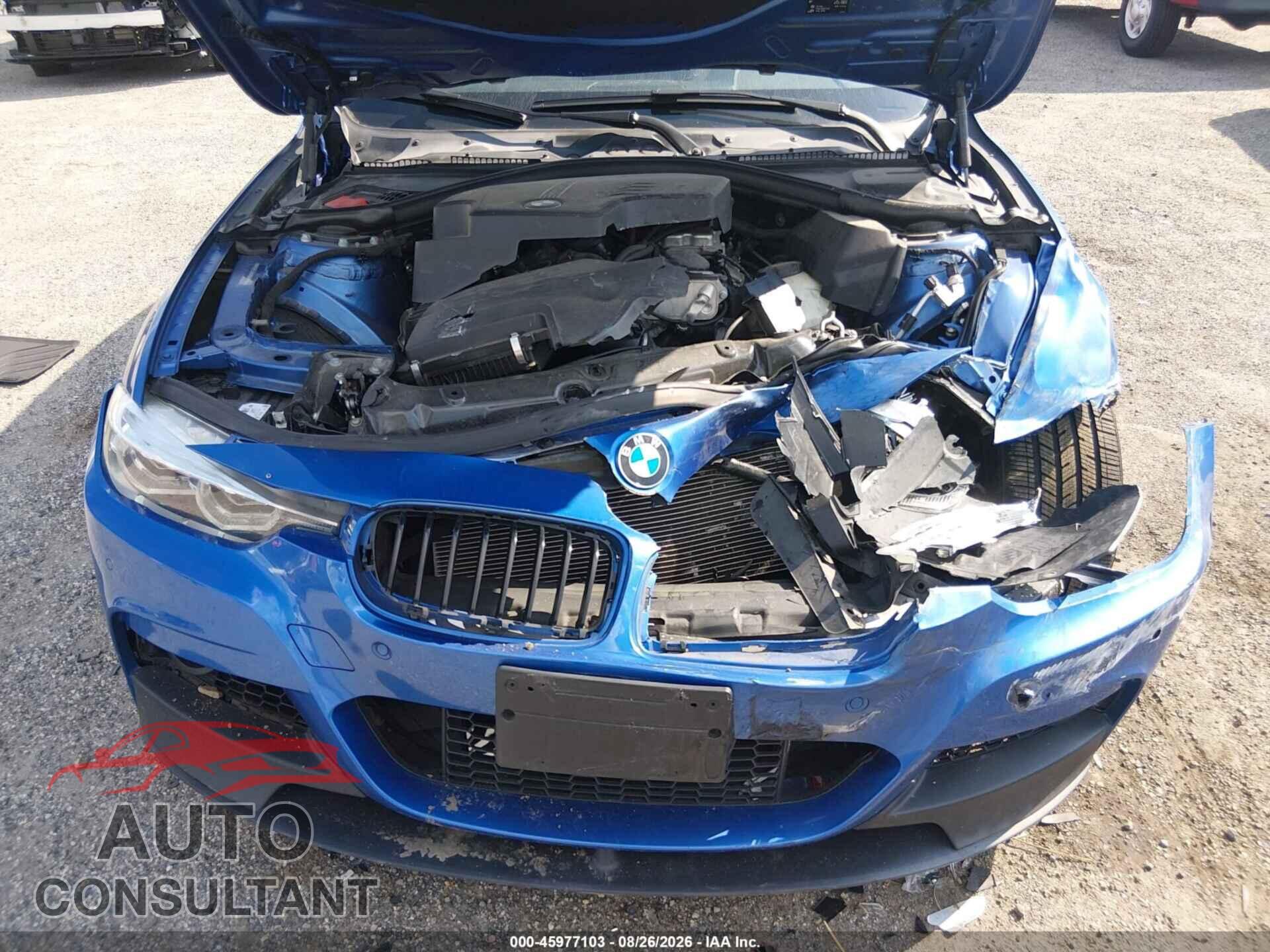 BMW 328I 2016 - WBA8E3G58GNU02592