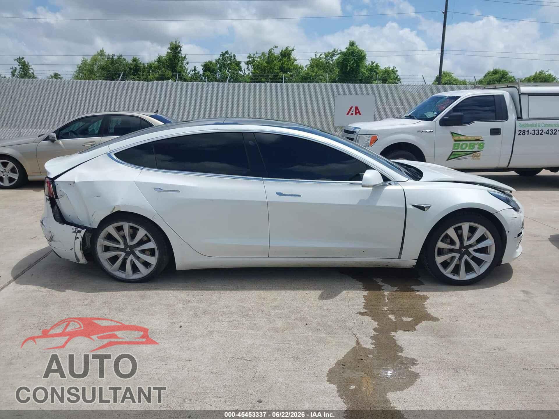 TESLA MODEL 3 2020 - 5YJ3E1EB3LF667357
