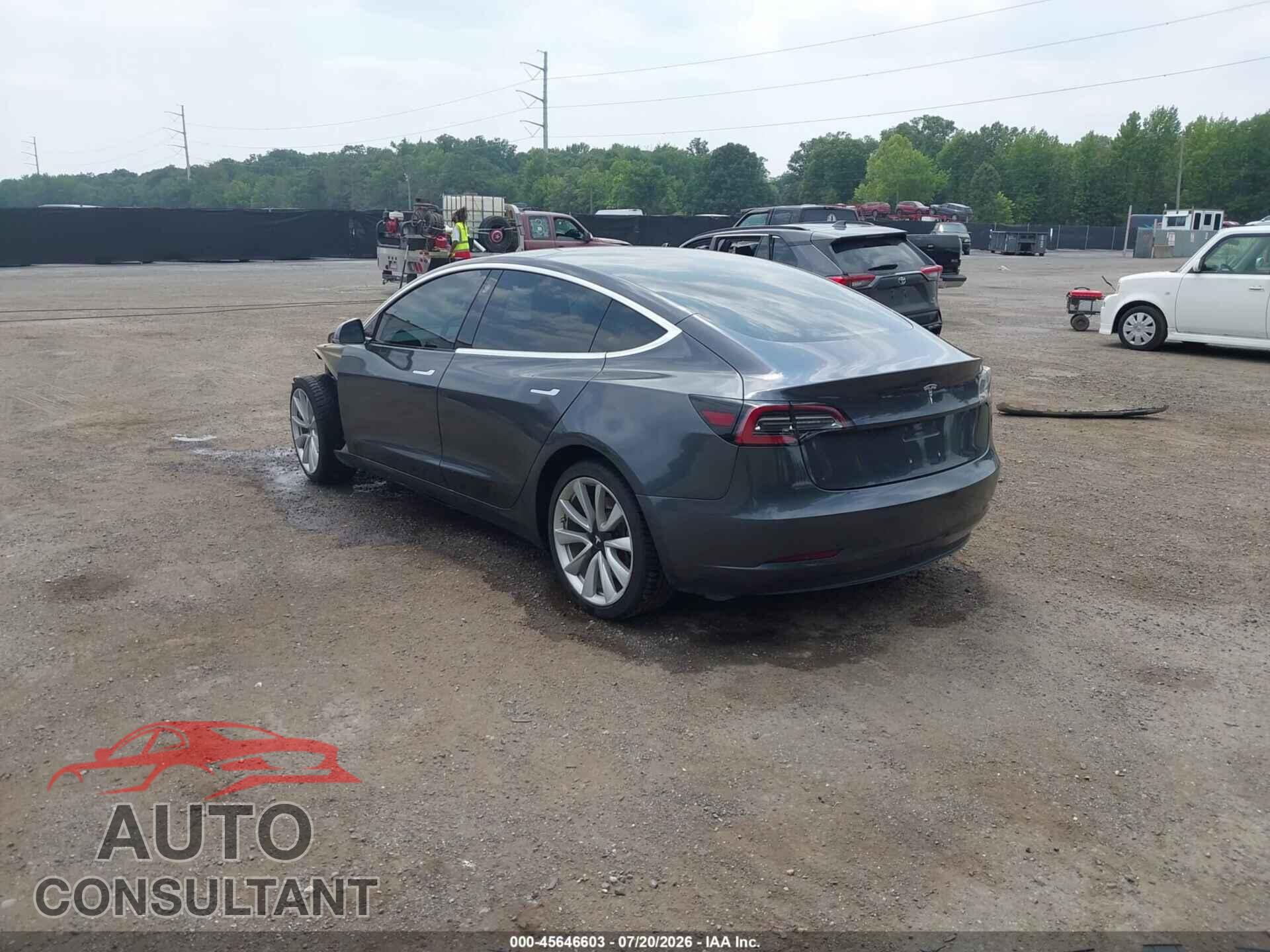 TESLA MODEL 3 2018 - 5YJ3E1EA7JF163009
