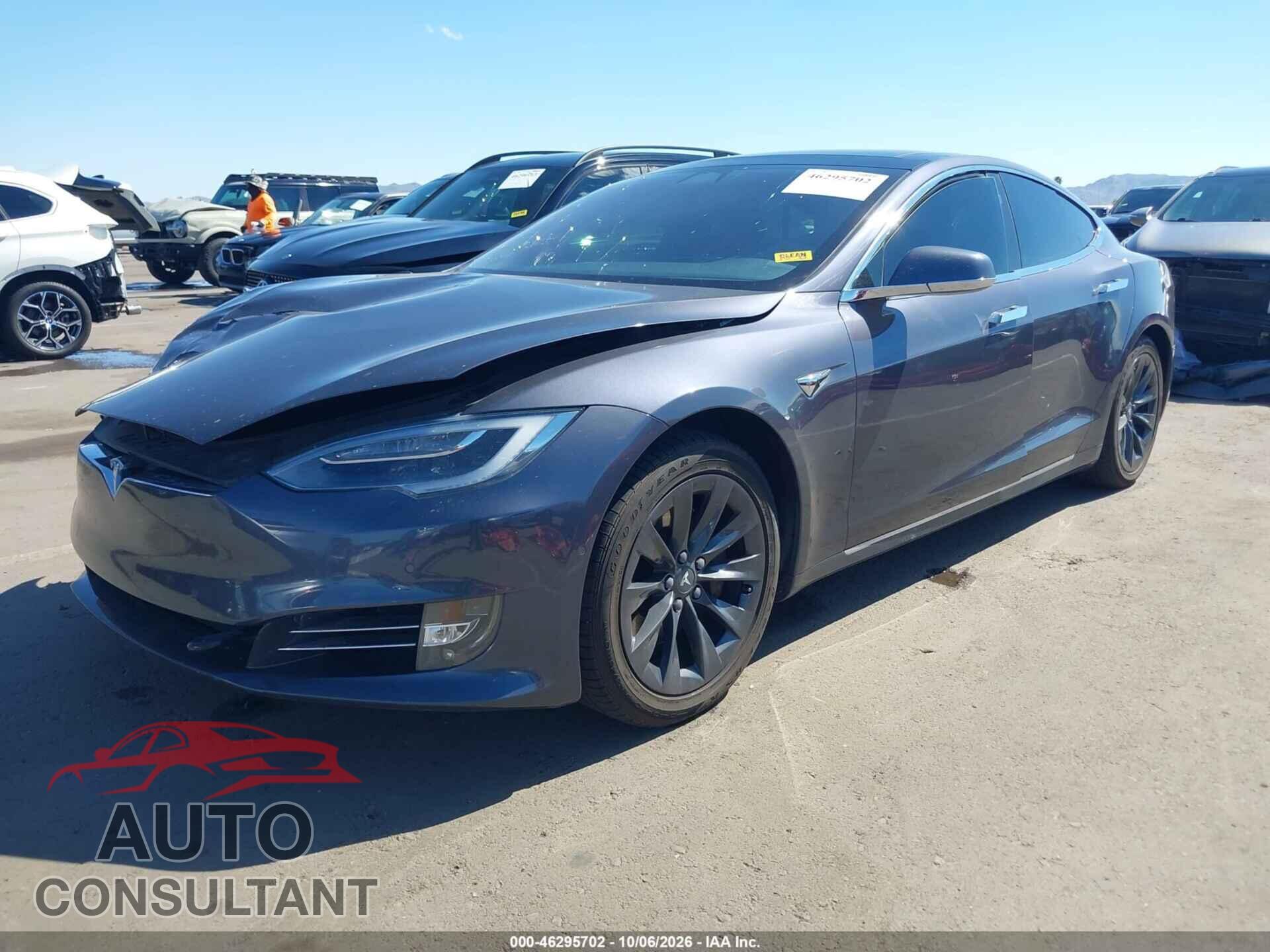 TESLA MODEL S 2019 - 5YJSA1E22KF307177