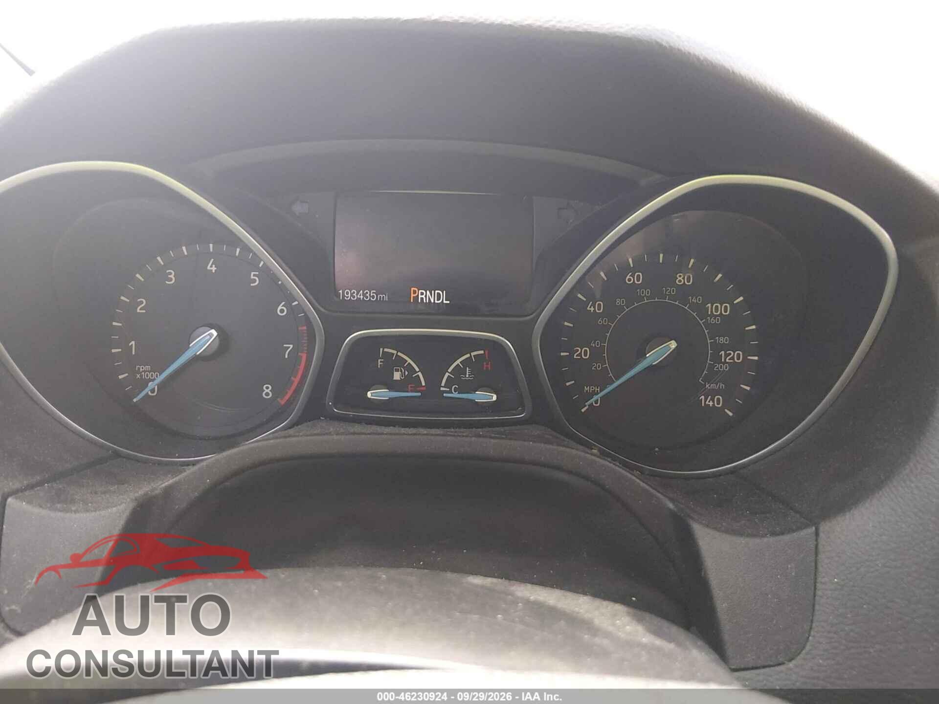 FORD FOCUS 2015 - 1FADP3F28FL338881