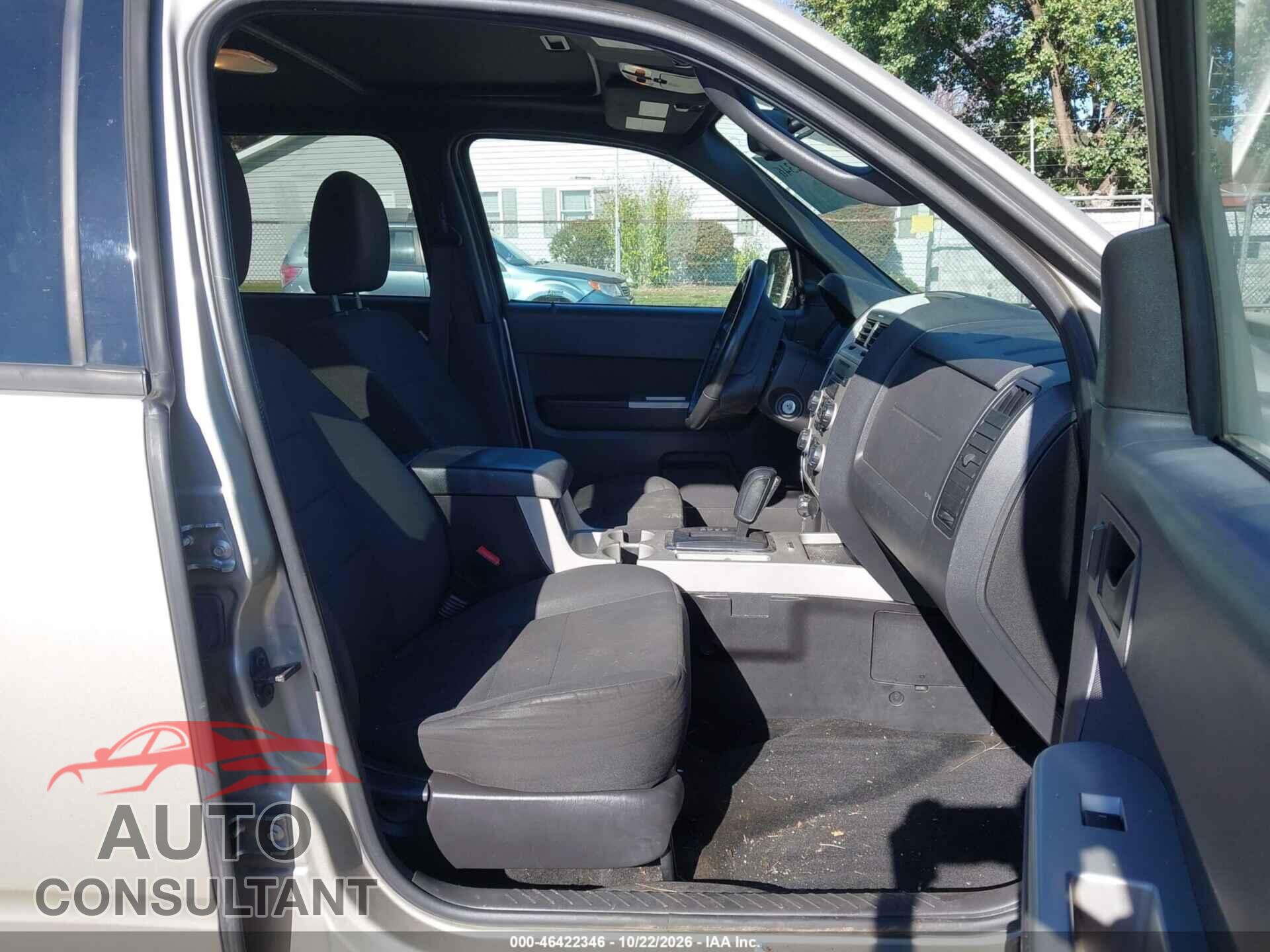 FORD ESCAPE 2011 - 1FMCU0D76BKC49740